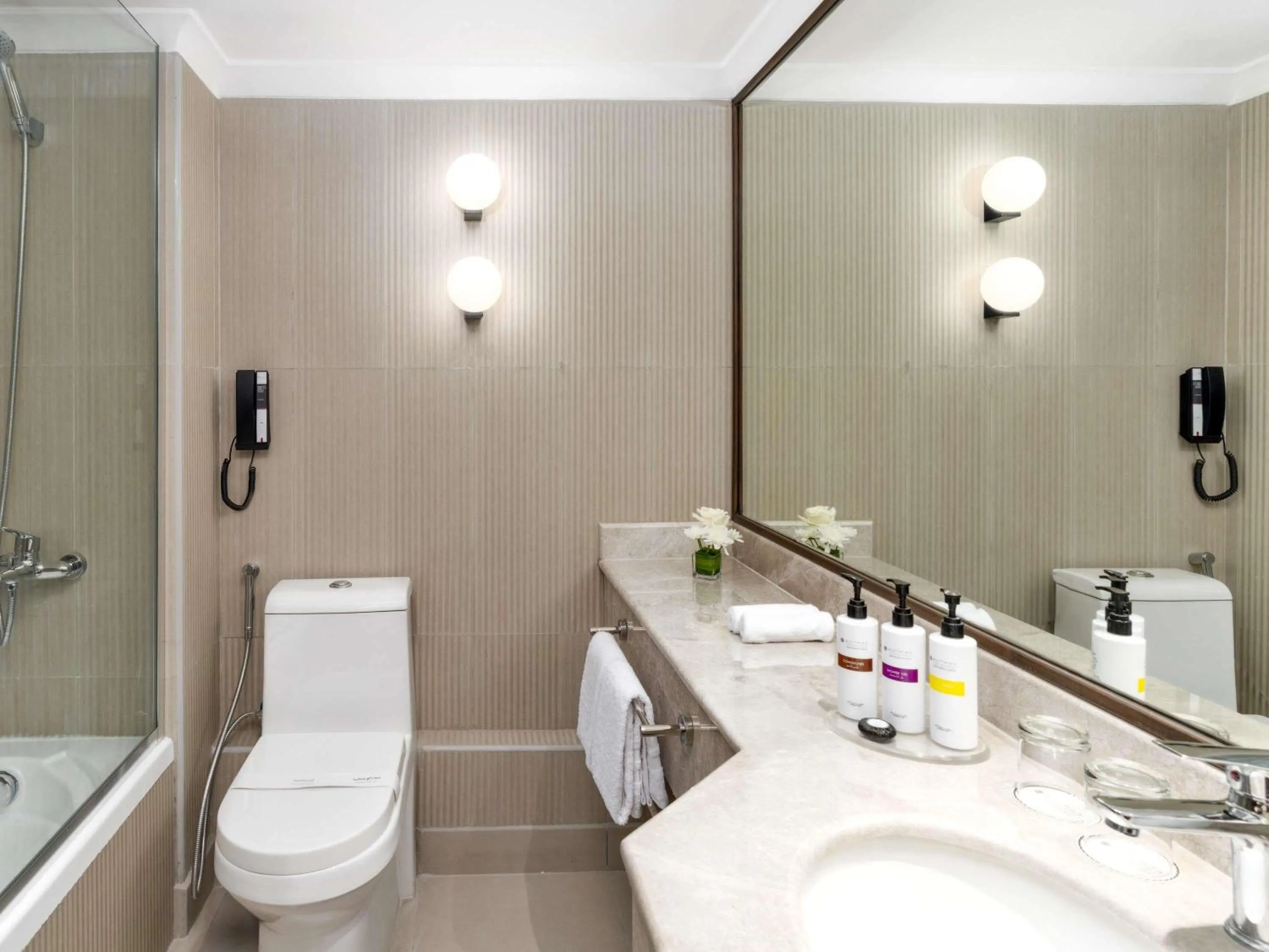 Bedroom in ZamZam Pullman Makkah