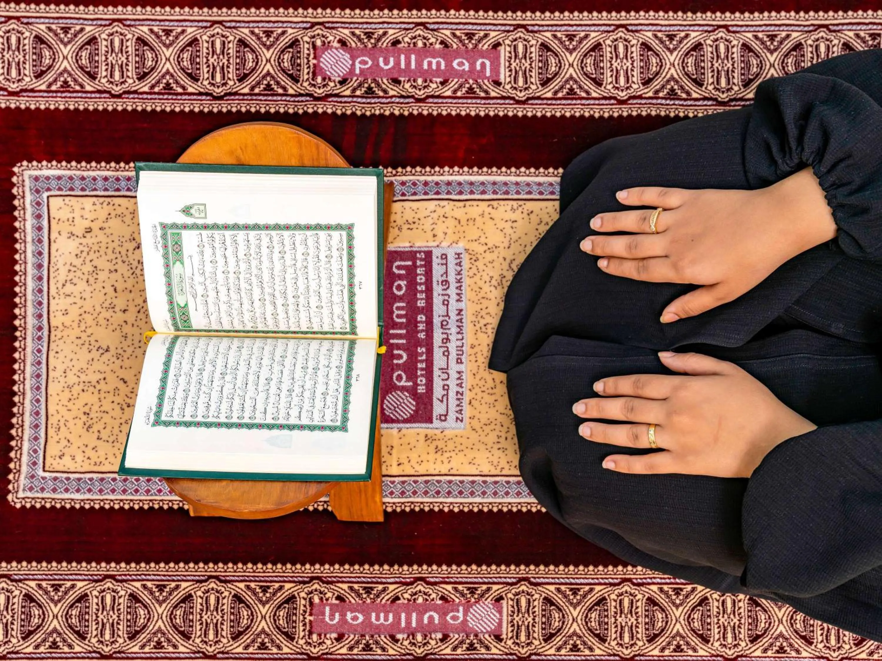 Deluxe Room with Two Single Beds and City View in ZamZam Pullman Makkah