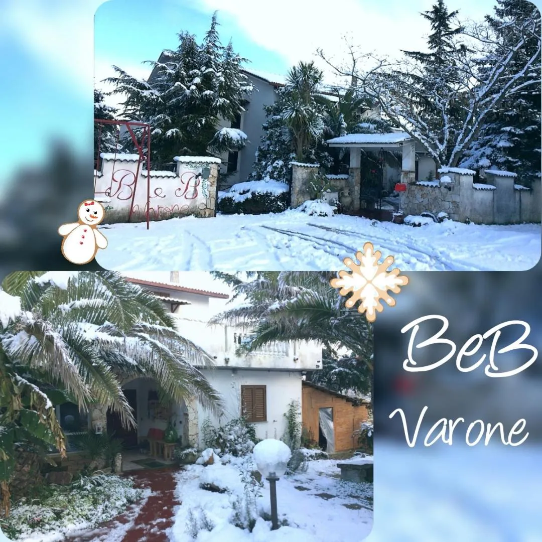 Property building in Affittacamere Varone