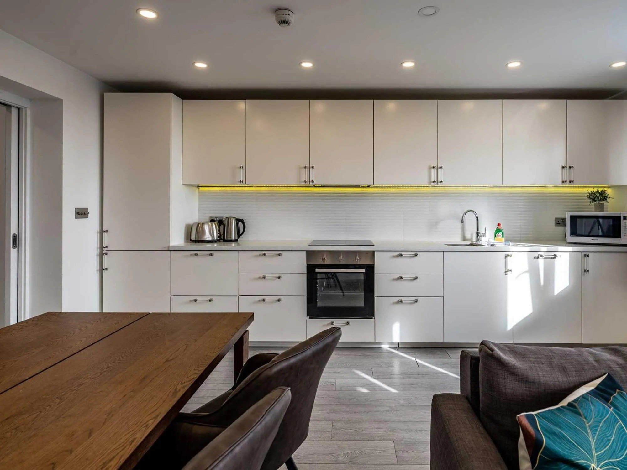 Kitchen or kitchenette in Chelsea Cloisters Serviced Apartments