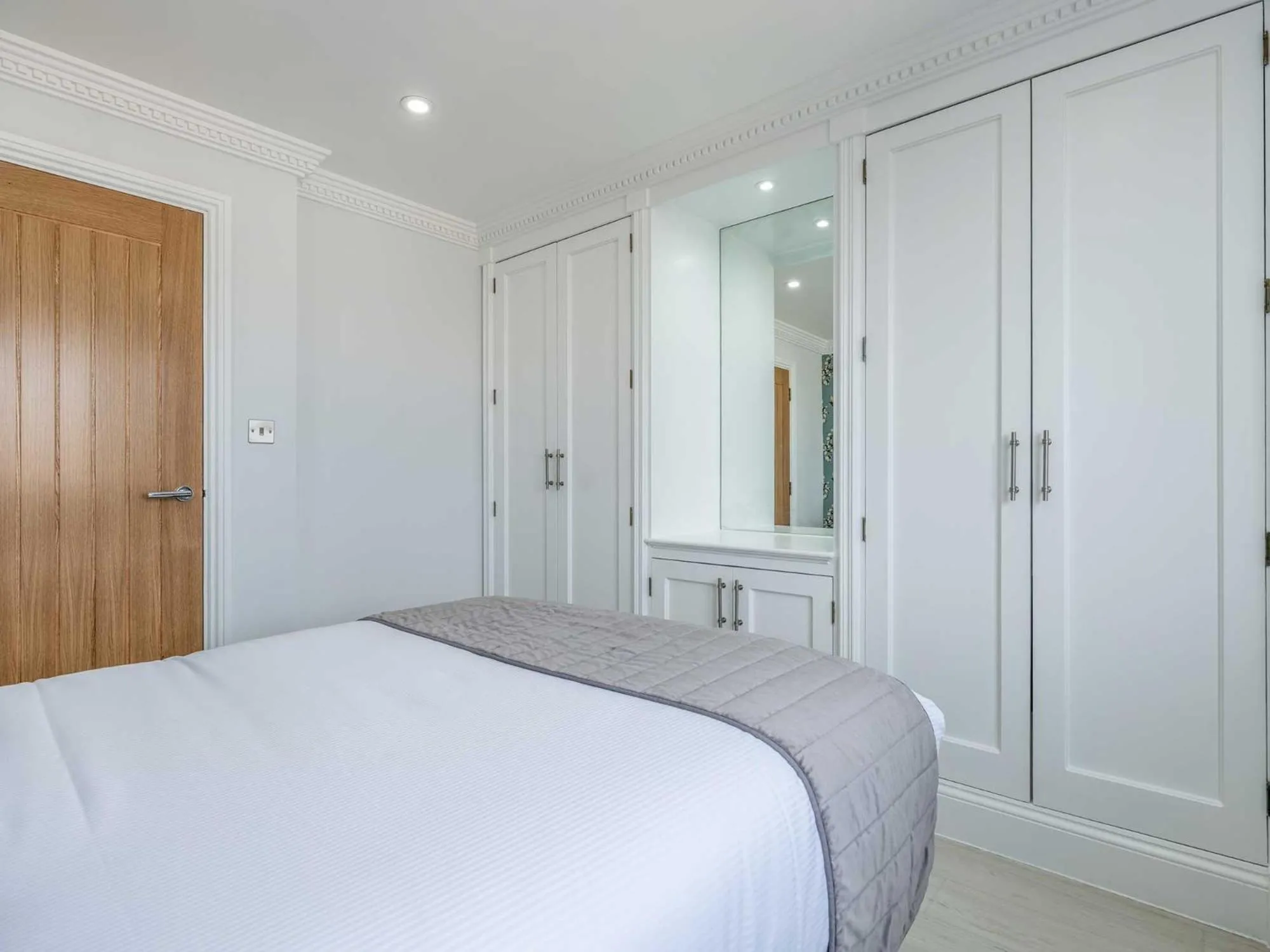 Bed in Chelsea Cloisters Serviced Apartments