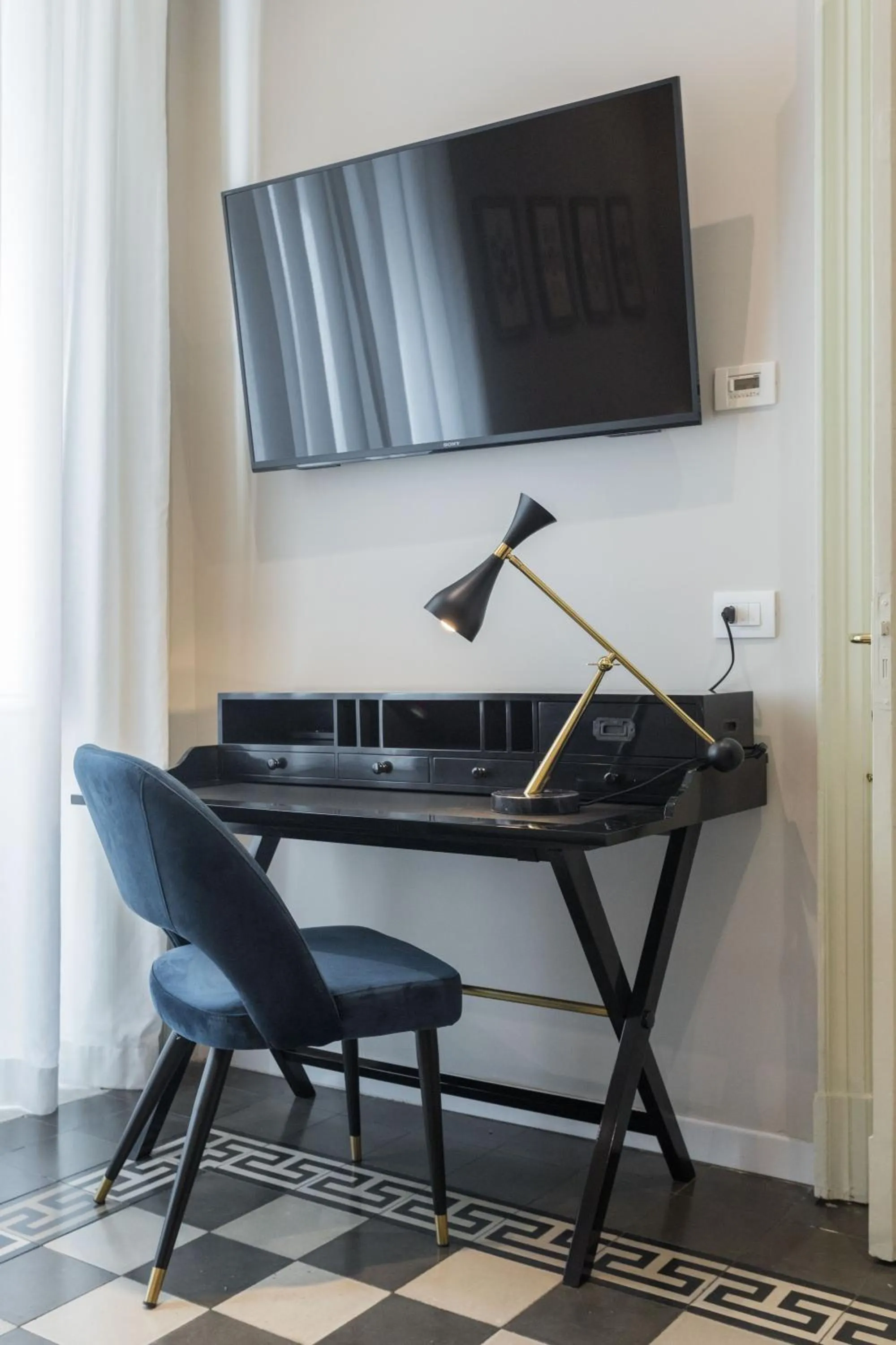 TV and multimedia in Dimora Minima