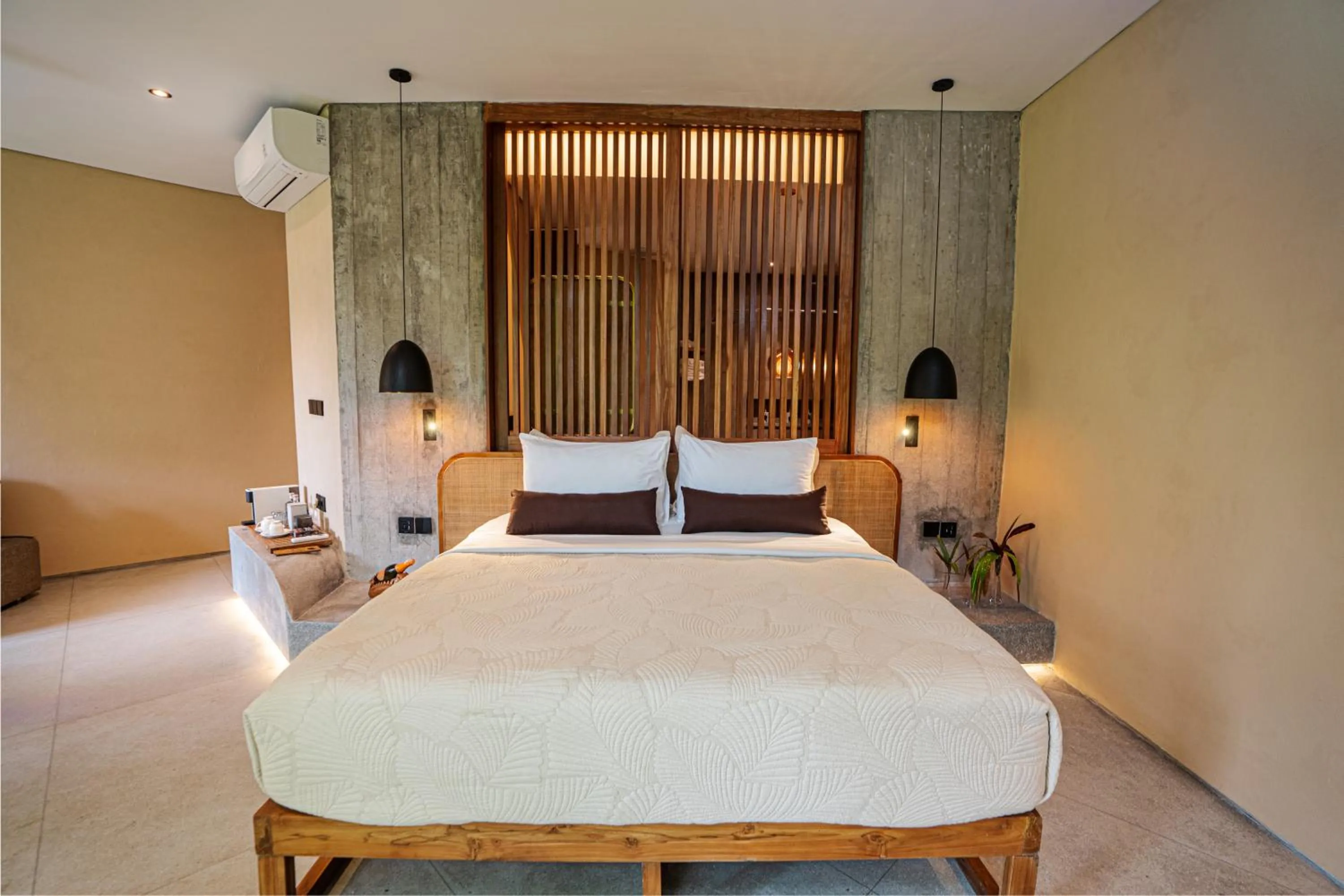 Bed in Luwak Ubud Villa & Jungle Suite