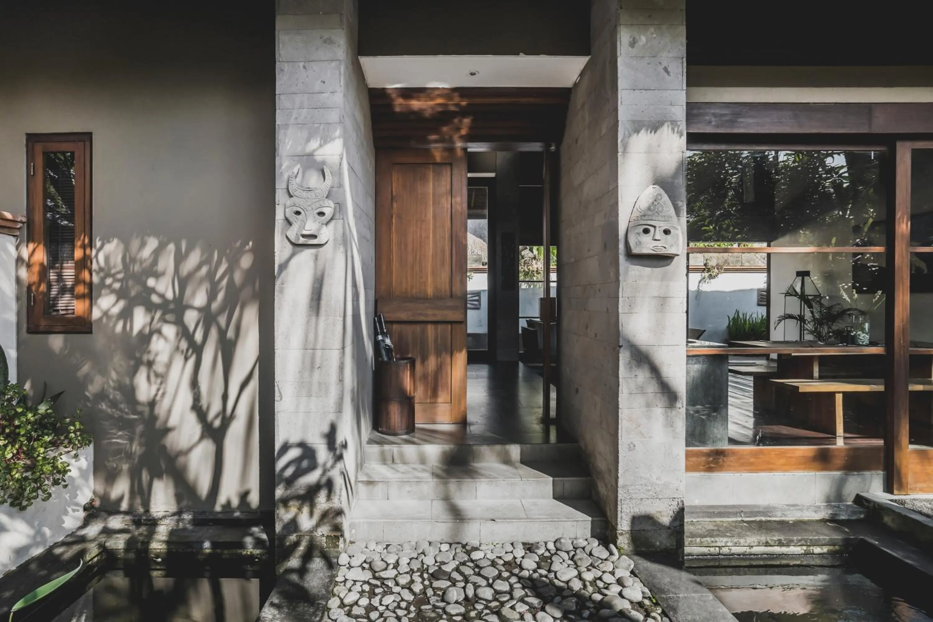 Facade/entrance in Luwak Estate