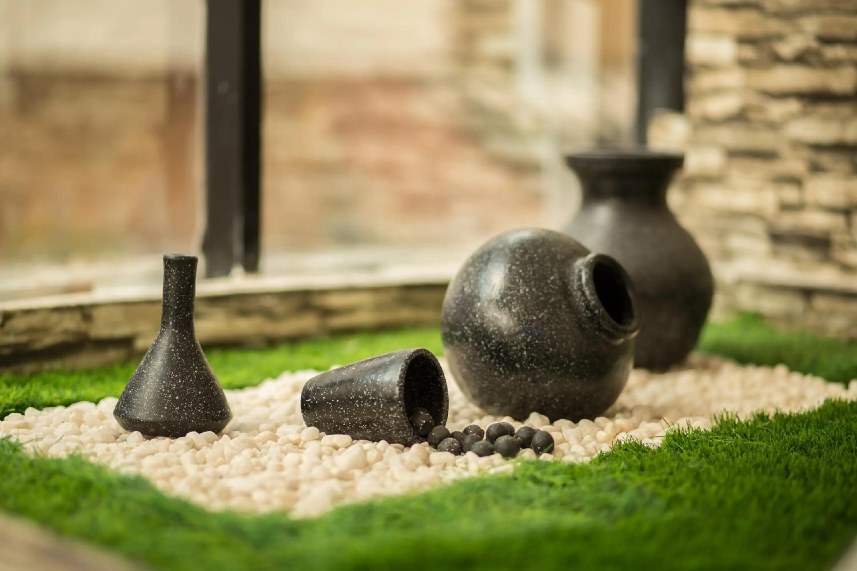 Decorative detail in South Gate Residency