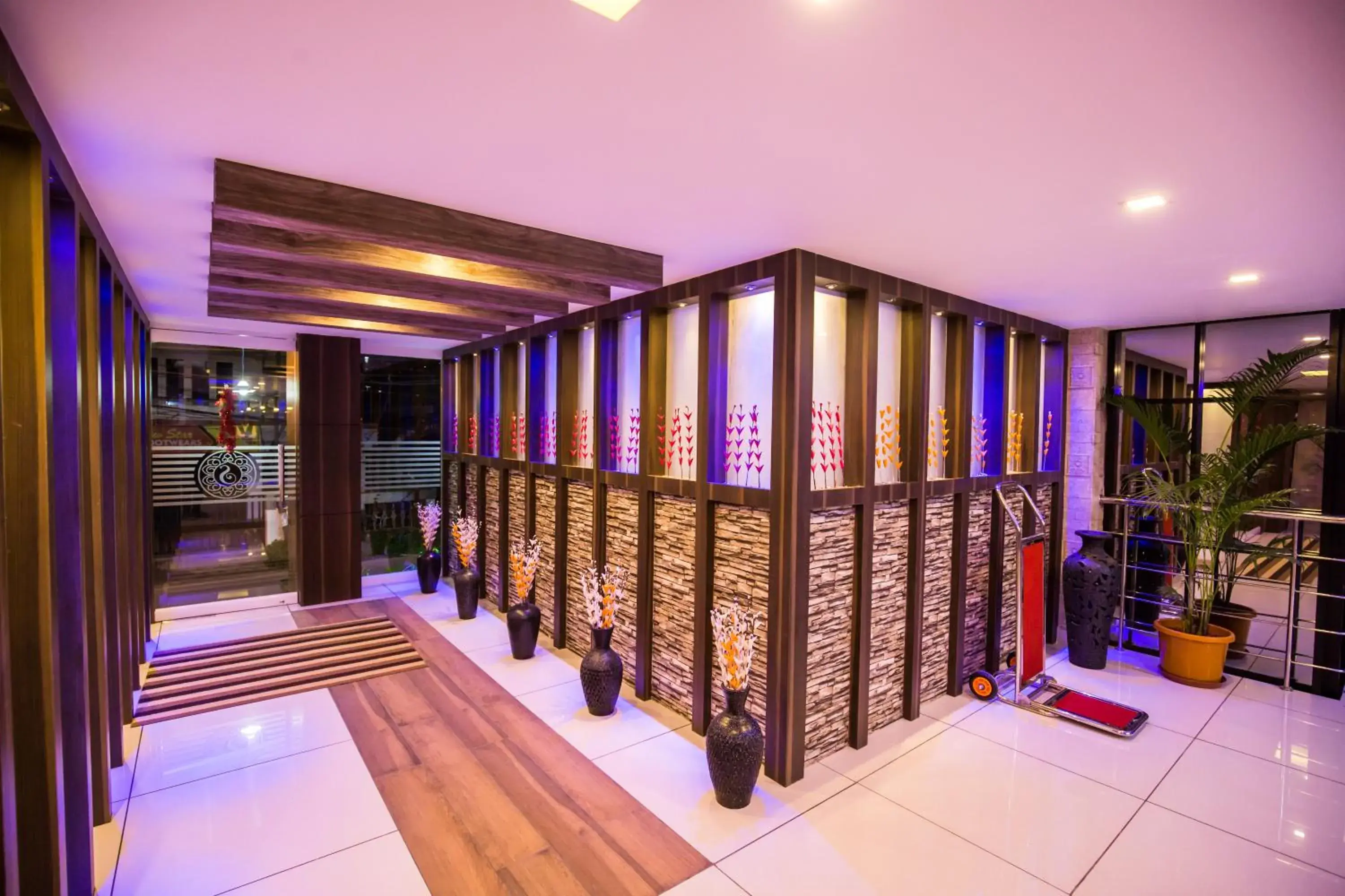 Lobby or reception in South Gate Residency Lobby or reception in South Gate Residency