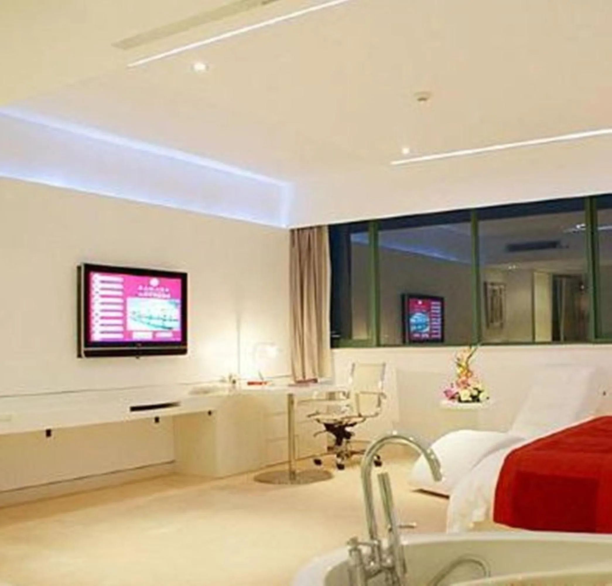 Decorative detail, Bathroom in Ramada Plaza by Wyndham Hangzhou Riverside