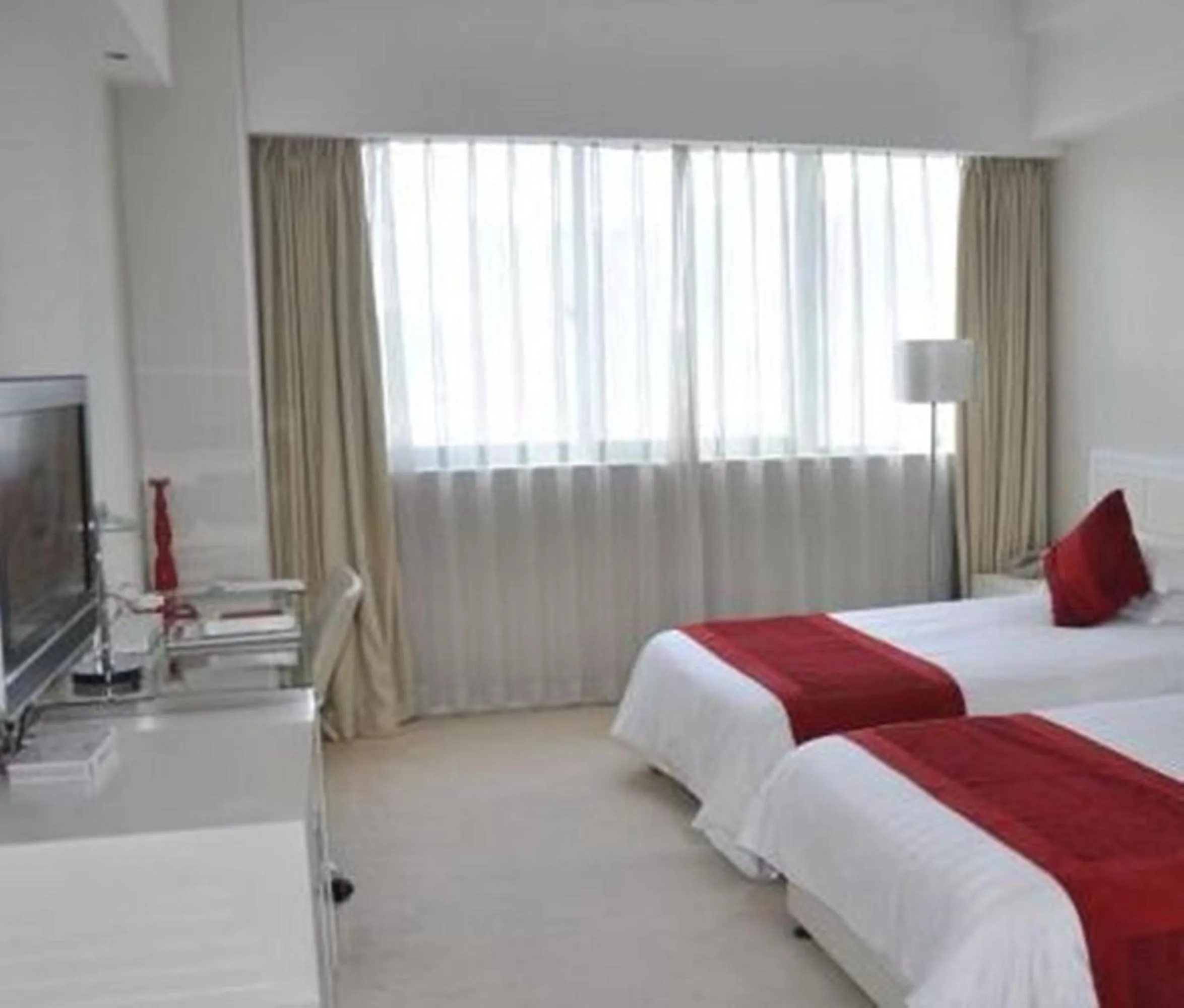 Day in Ramada Plaza by Wyndham Hangzhou Riverside