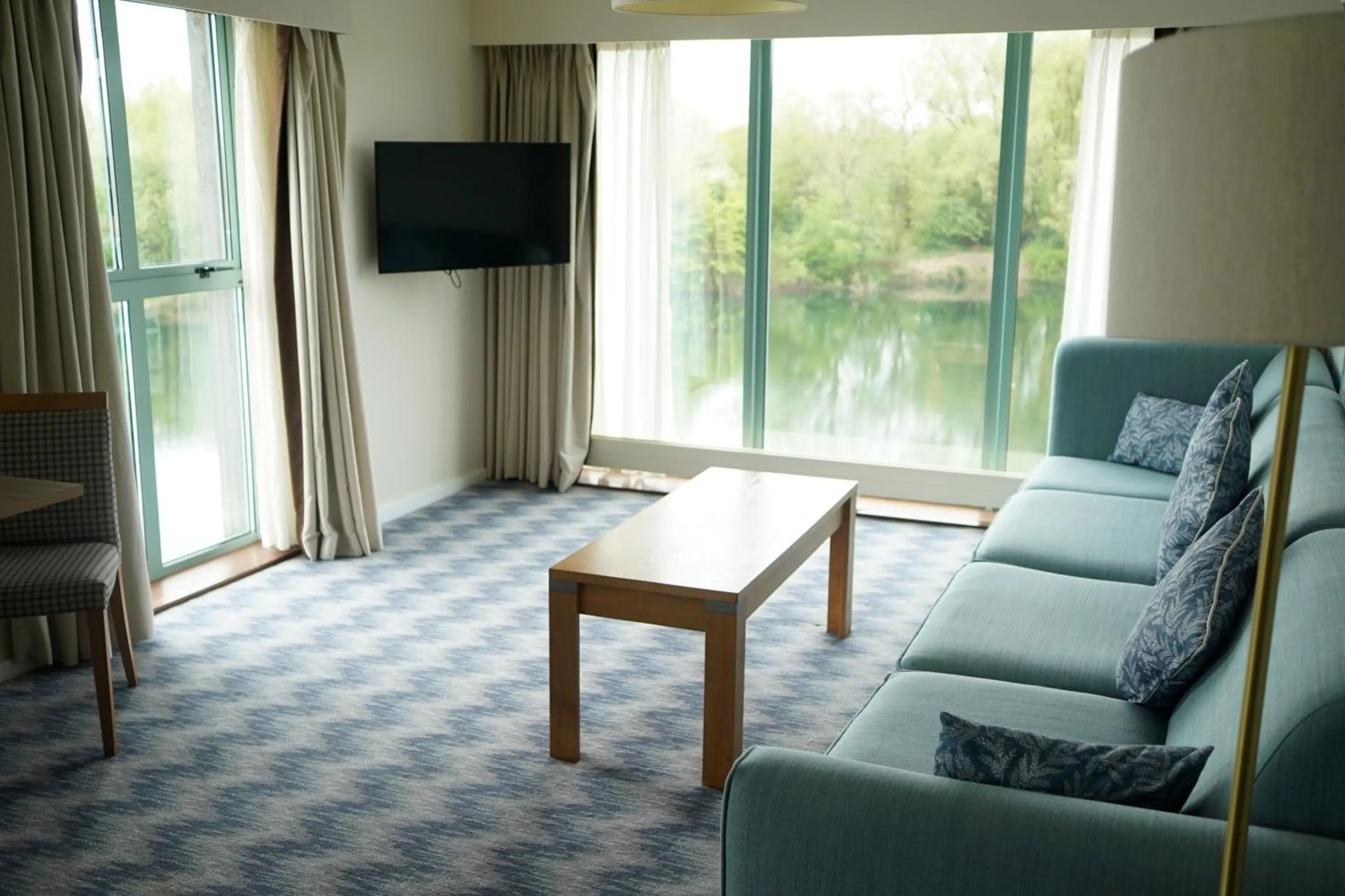 Bed in De Vere Cotswold Water Park