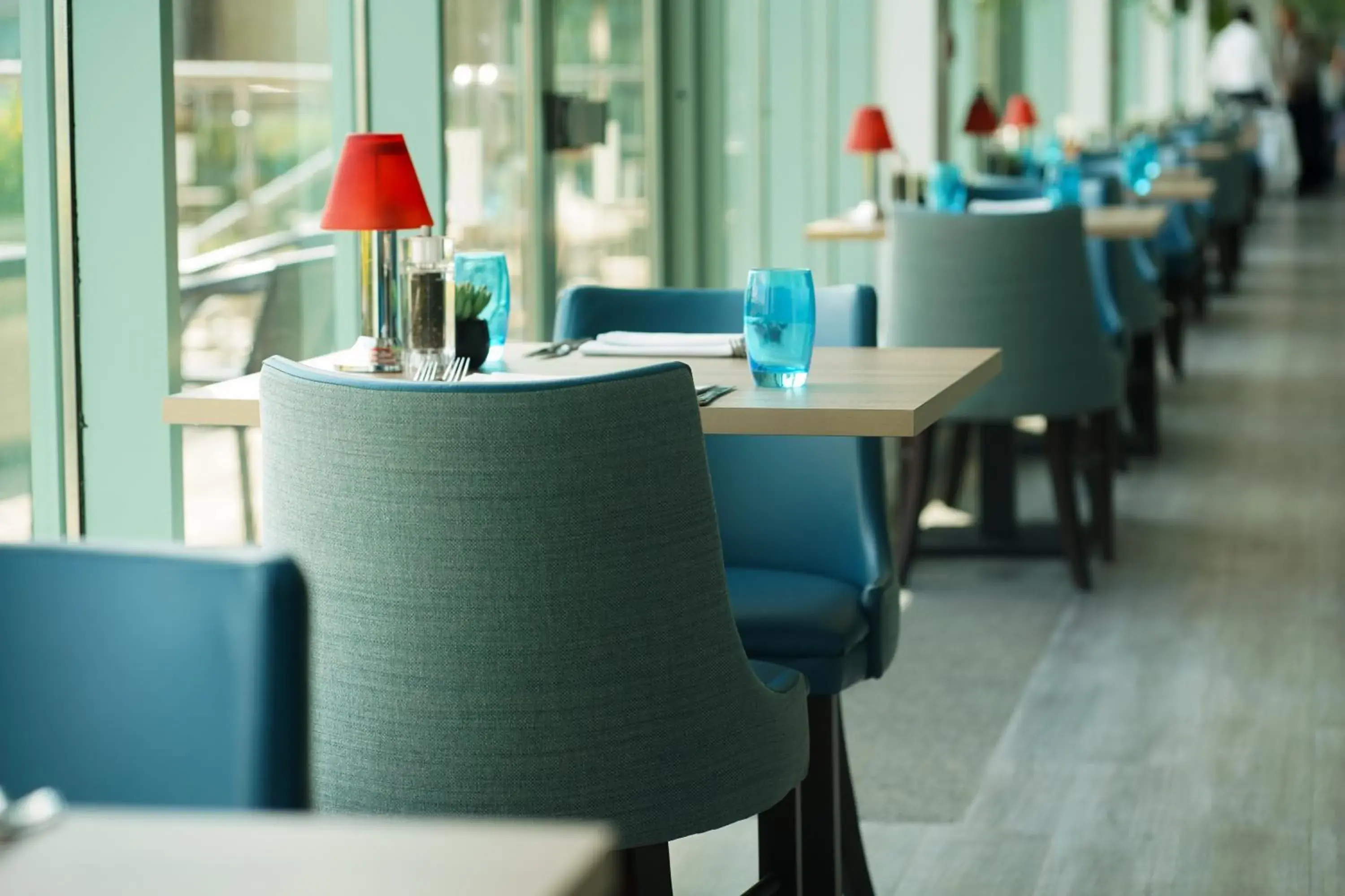 Restaurant/places to eat in De Vere Cotswold Water Park Restaurant/places to eat in De Vere Cotswold Water Park