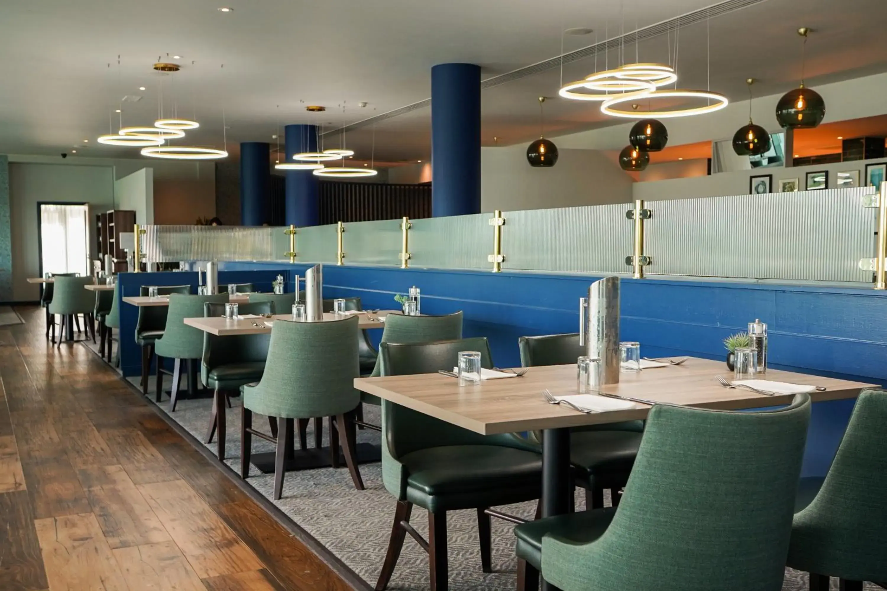 De Vere Cotswold Water Park De Vere Cotswold Water Park