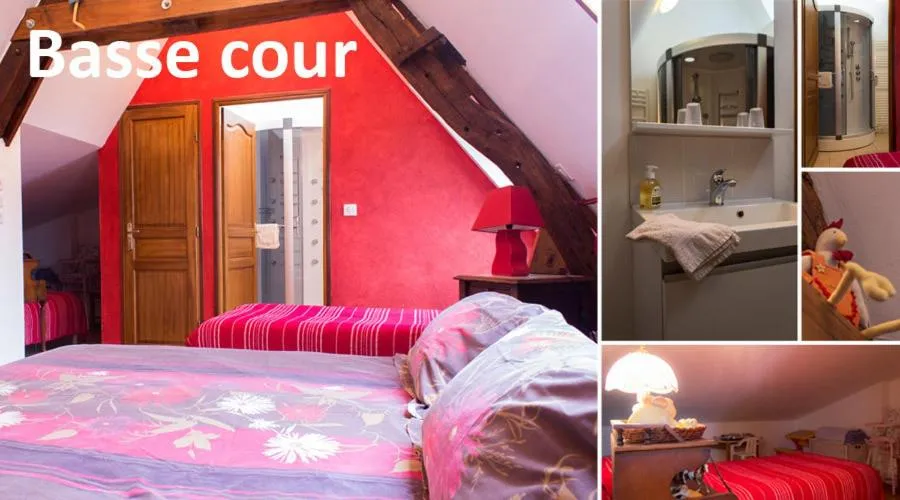 Text overlay, Bed in Chambres d'Hôtes La Ferme du Bout de la Ville