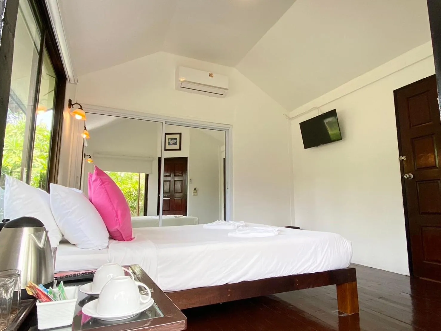 Bedroom, Bed in Am Samui Resort Taling Ngam