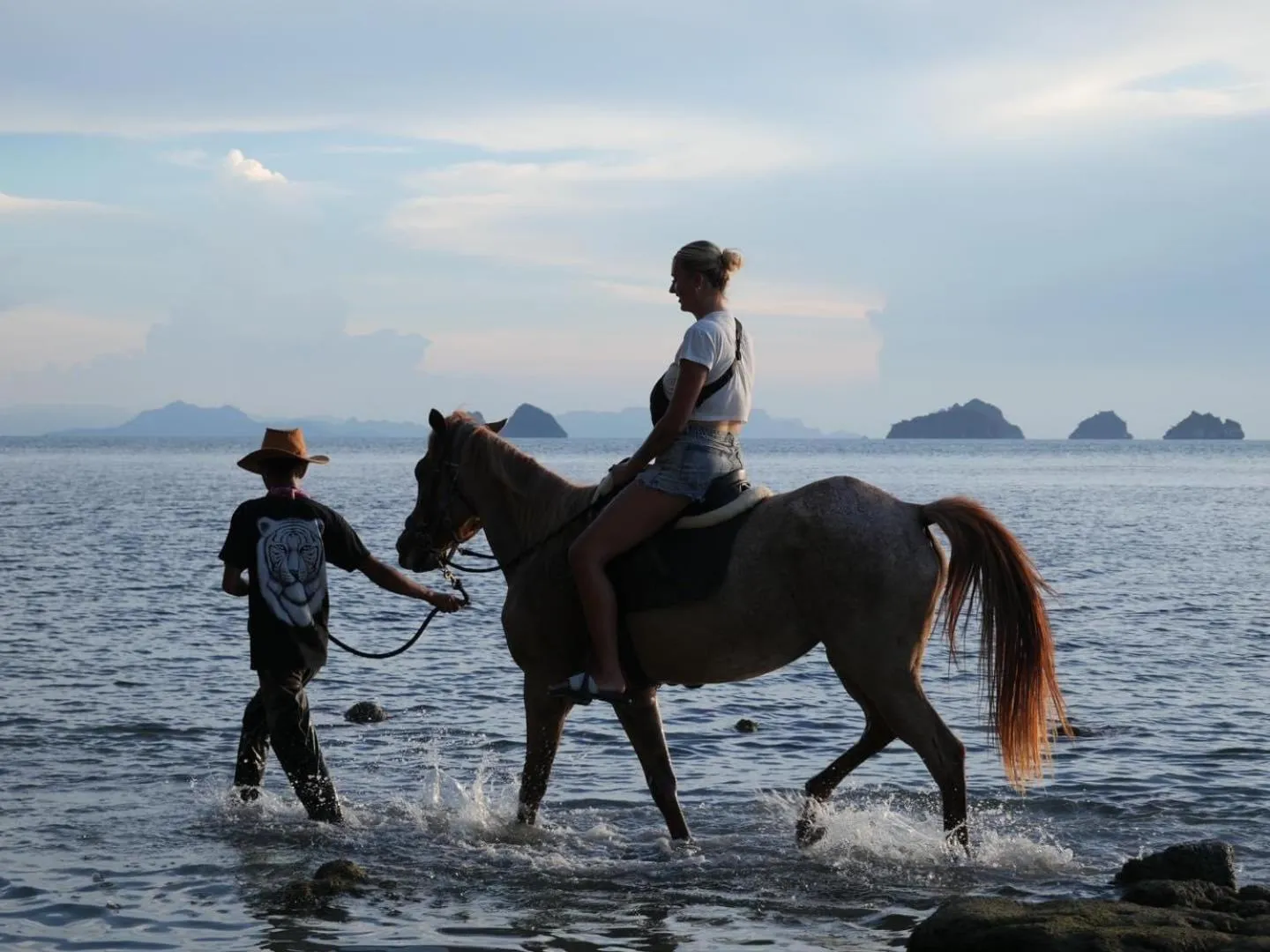 Activities in Am Samui Resort Taling Ngam