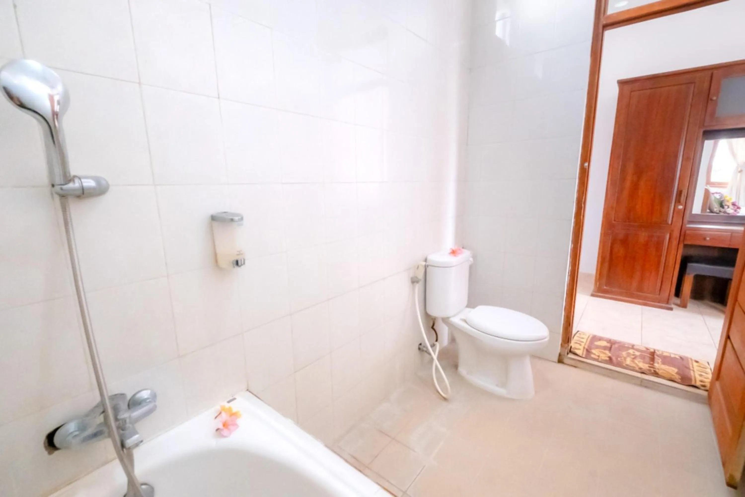 Bathroom in Teba House Ubud by ecommerceloka - CHSE Certified