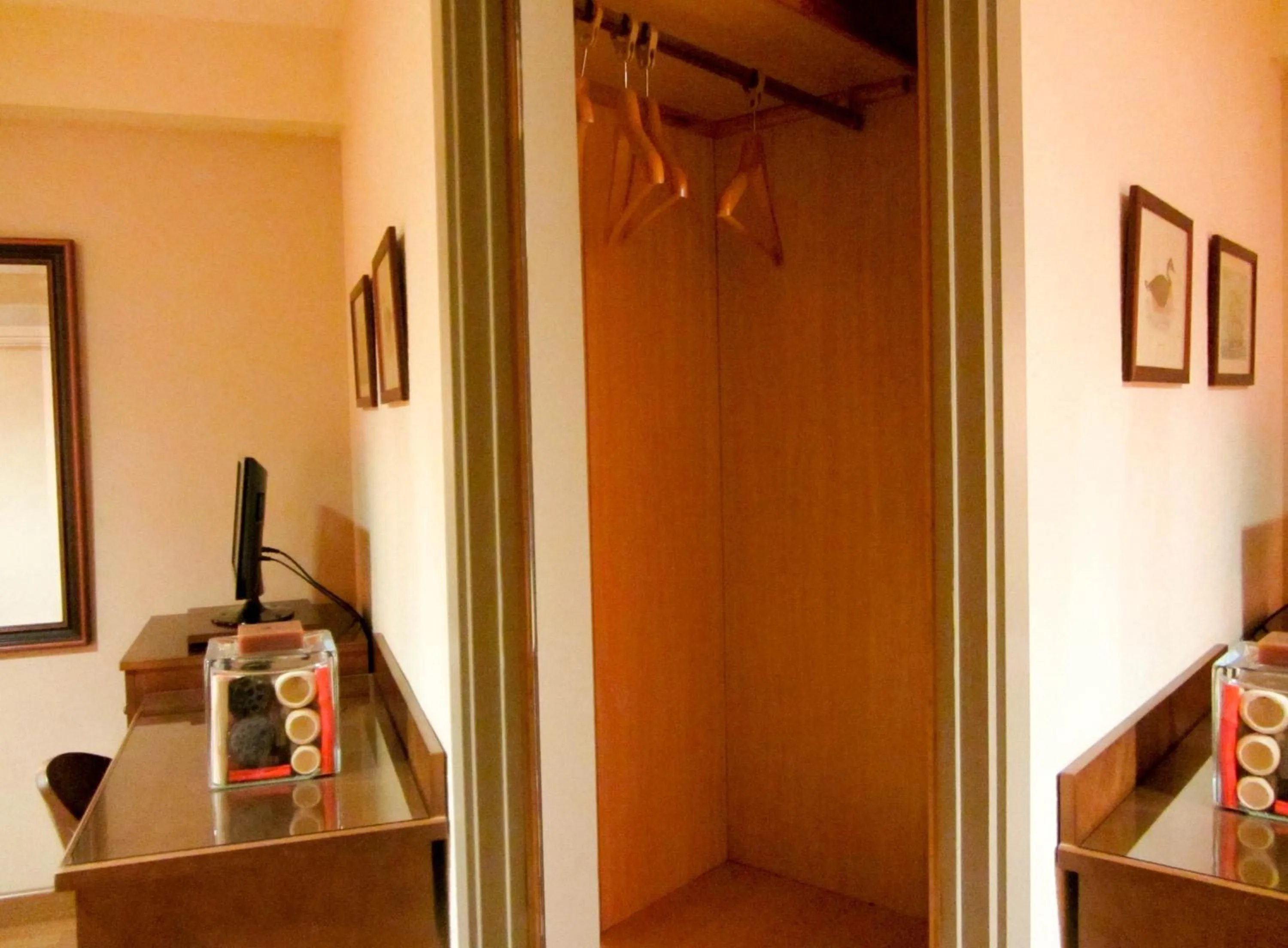 Decorative detail in Hotel Avenida