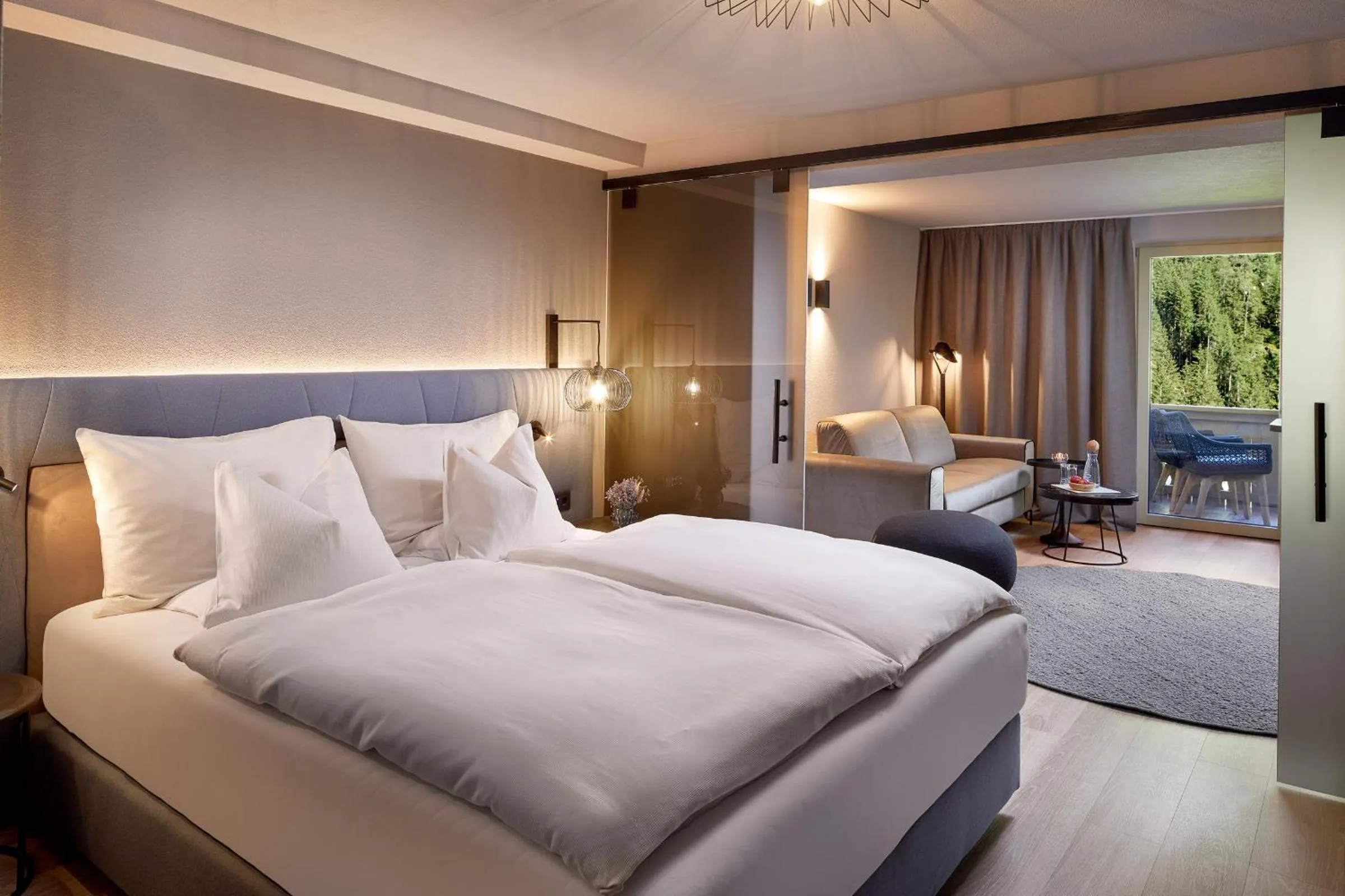 Bed in Adler Inn Tyrol Mountain Resort SUPERIOR