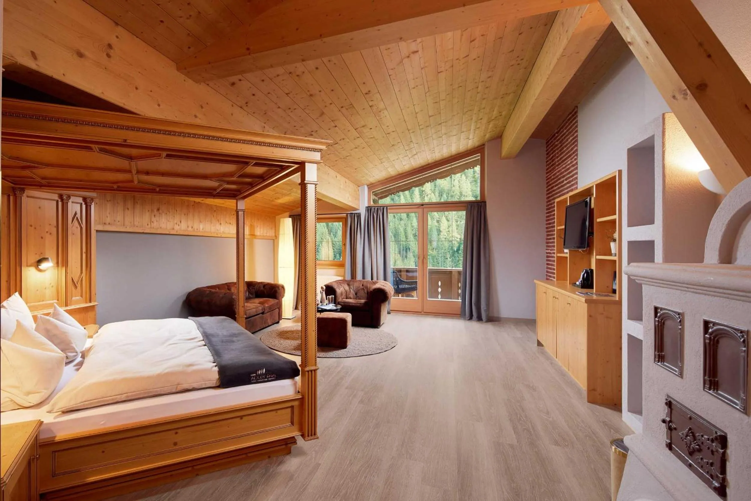 Living room, Bed in Adler Inn Tyrol Mountain Resort SUPERIOR