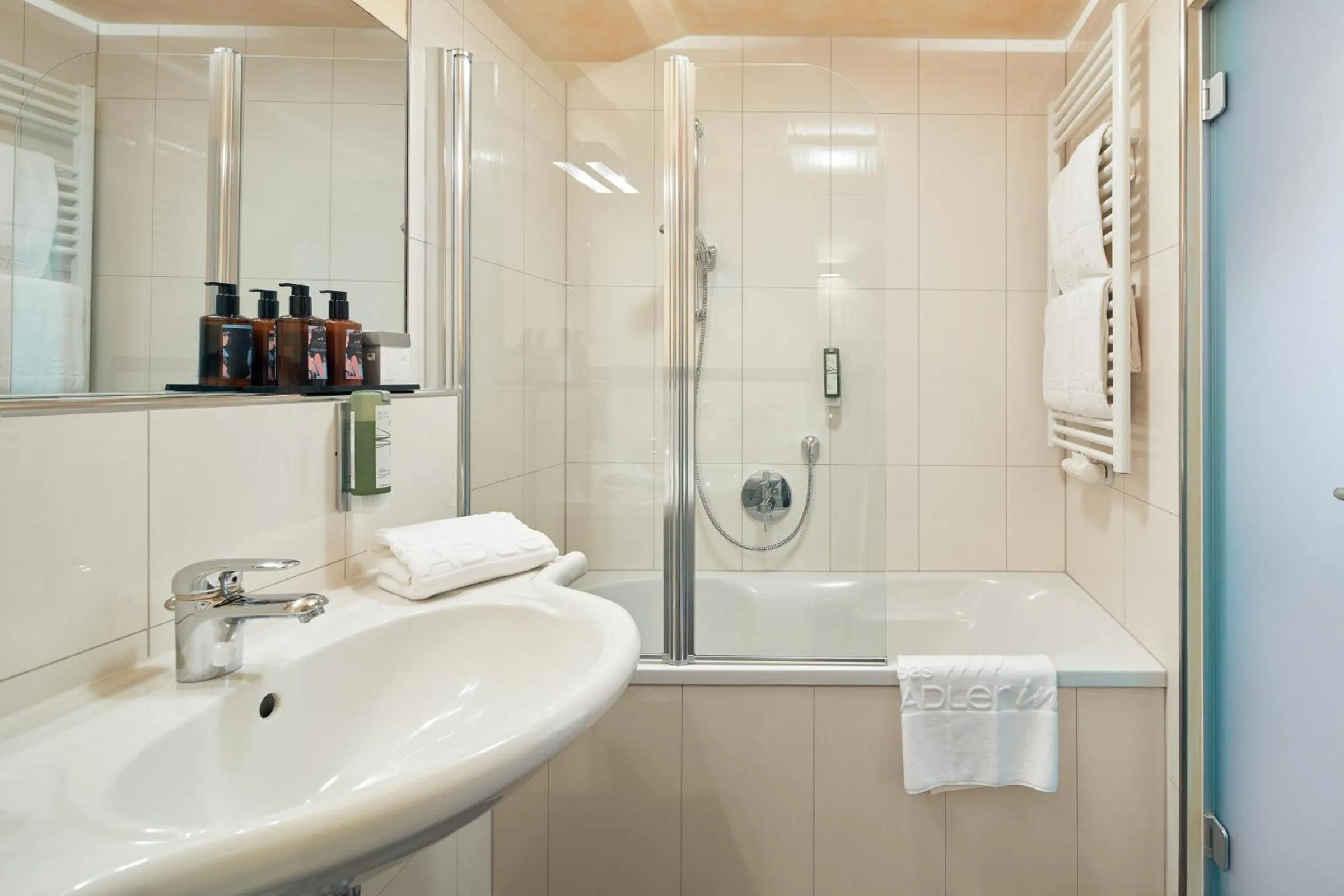 Shower in Adler Inn Tyrol Mountain Resort SUPERIOR