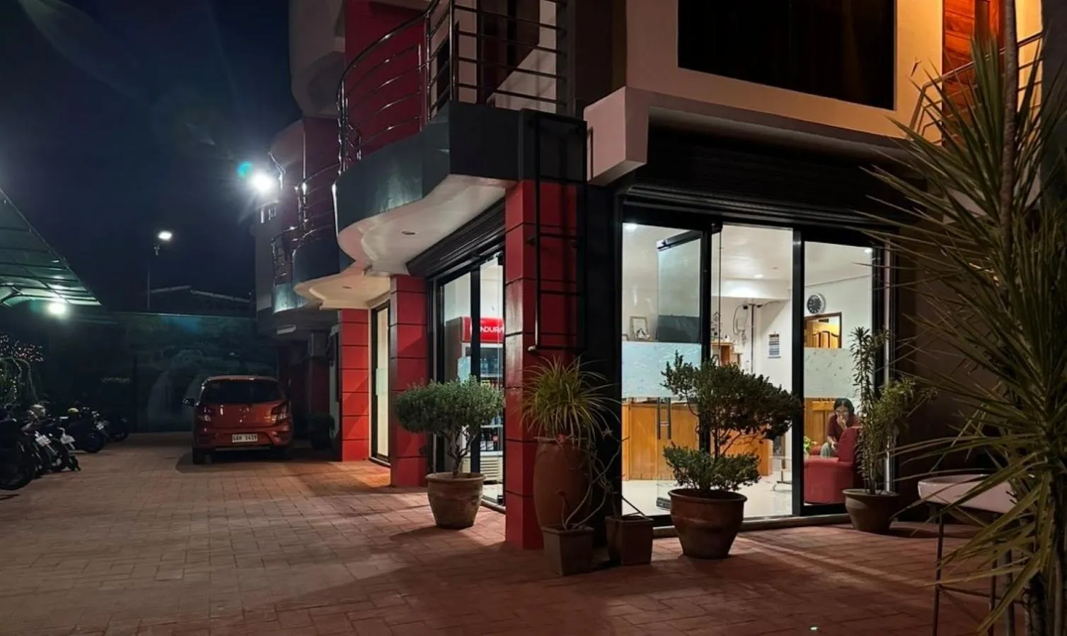 Property building in Zosimo's Inn