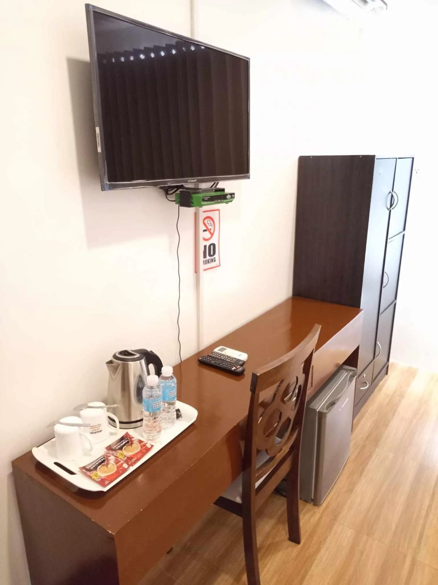 TV and multimedia in Zosimo's Inn