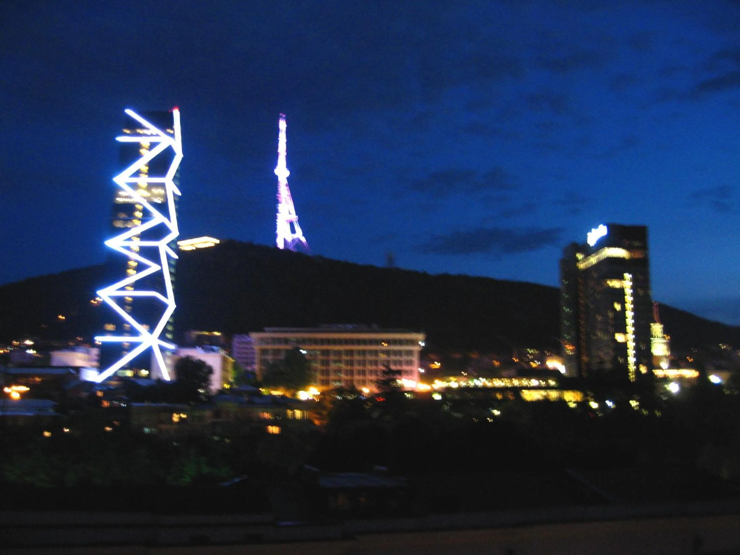 Lucky_Stay_Tbilisi