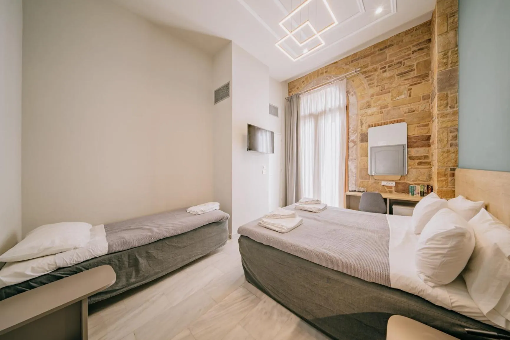 Bed in Chios City Inn