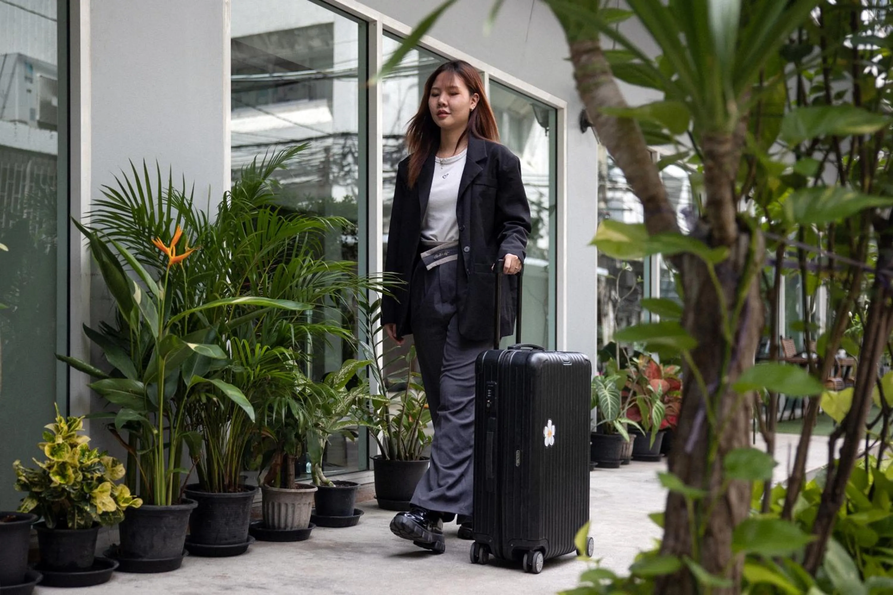 Facade/entrance in Nantra Silom