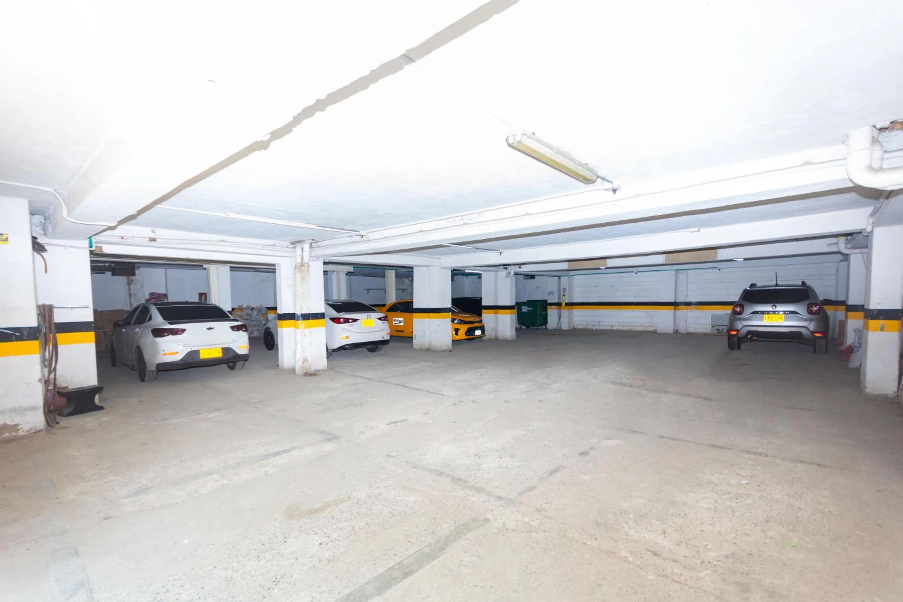 Parking in Hotel Villa Real