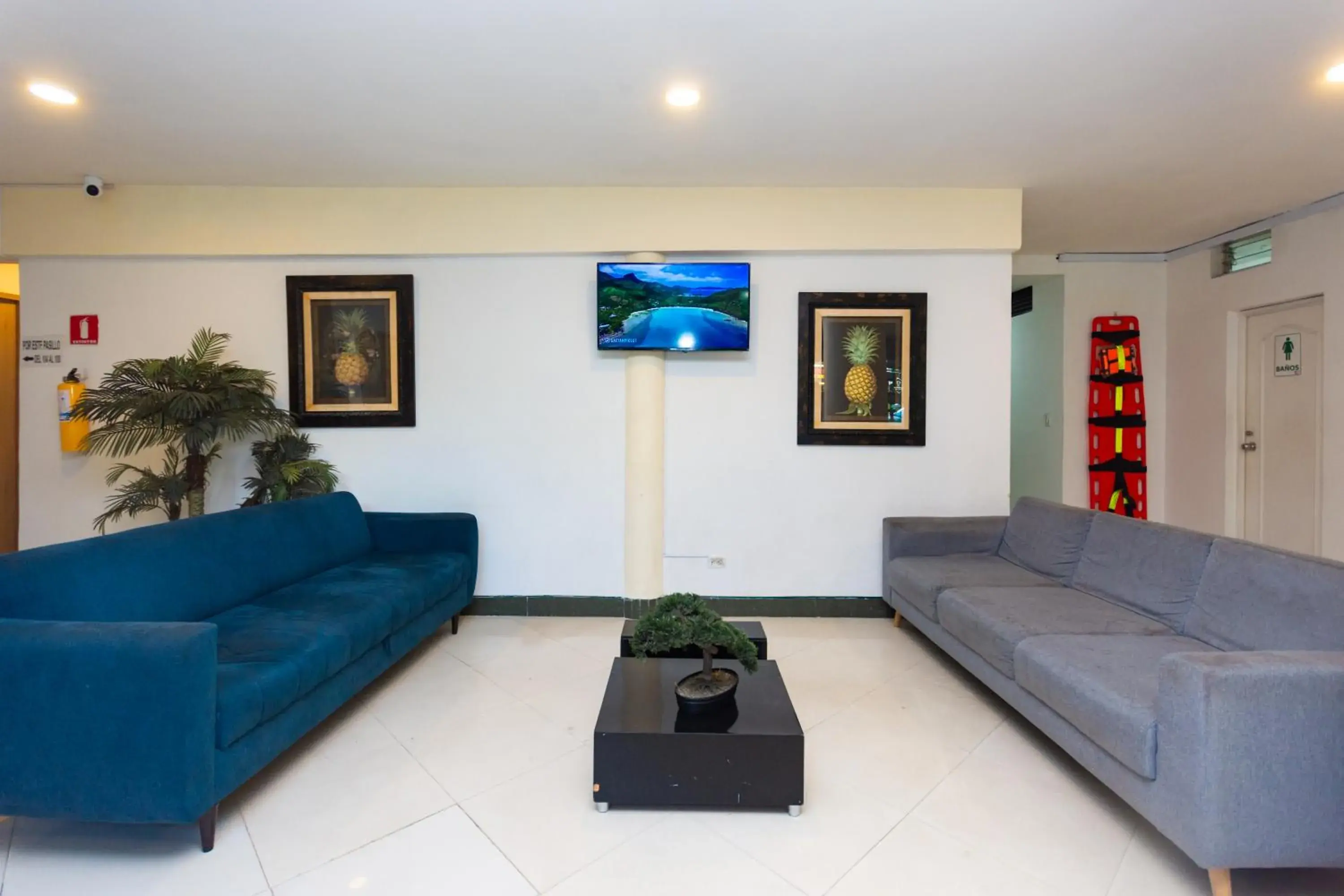 Lobby or reception in Hotel Villa Real Lobby or reception in Hotel Villa Real