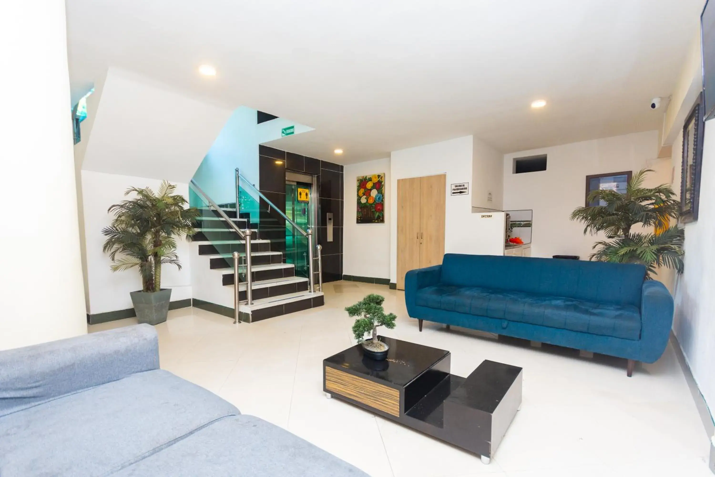 Lobby or reception in Hotel Villa Real Lobby or reception in Hotel Villa Real