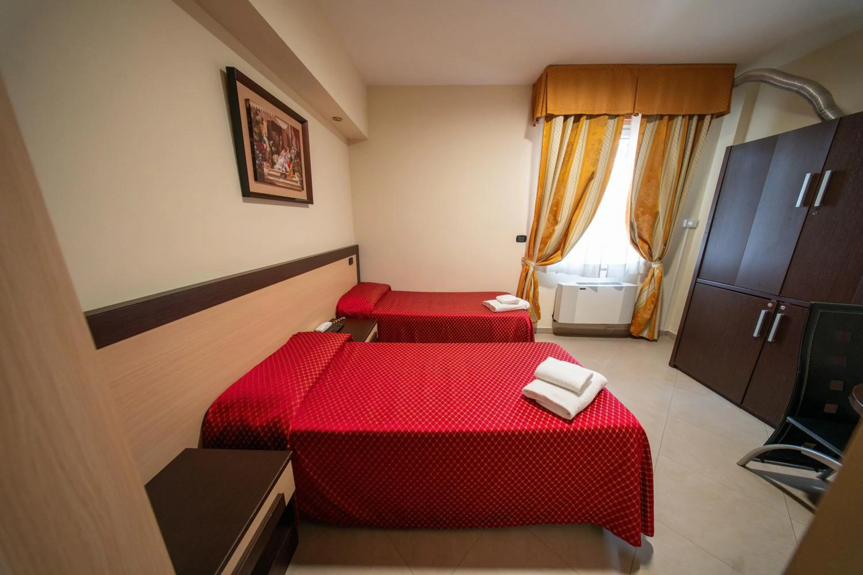 Photo of the whole room, Bed in Hotel Residence Sestriere