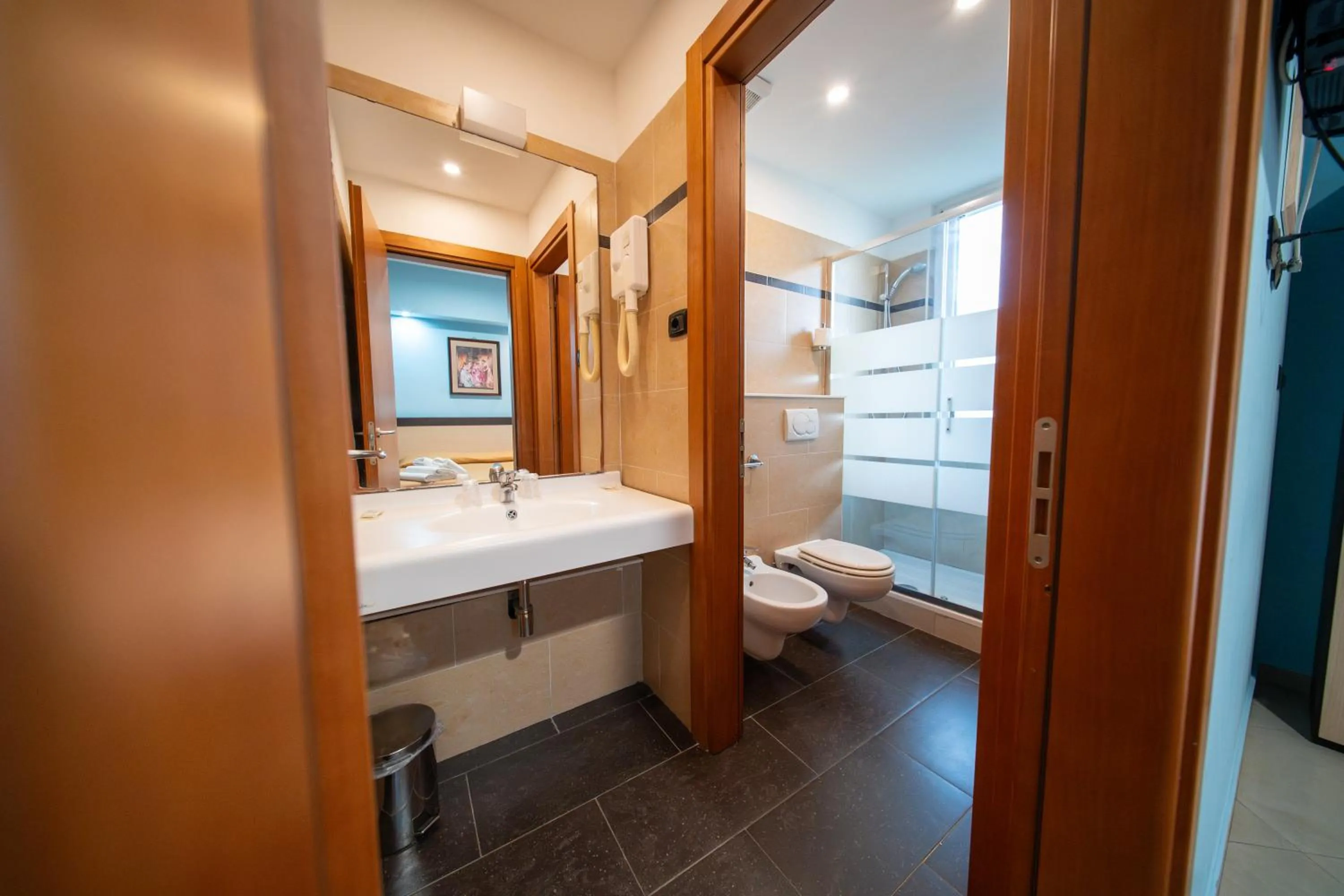 Bathroom, Bed in Hotel Residence Sestriere