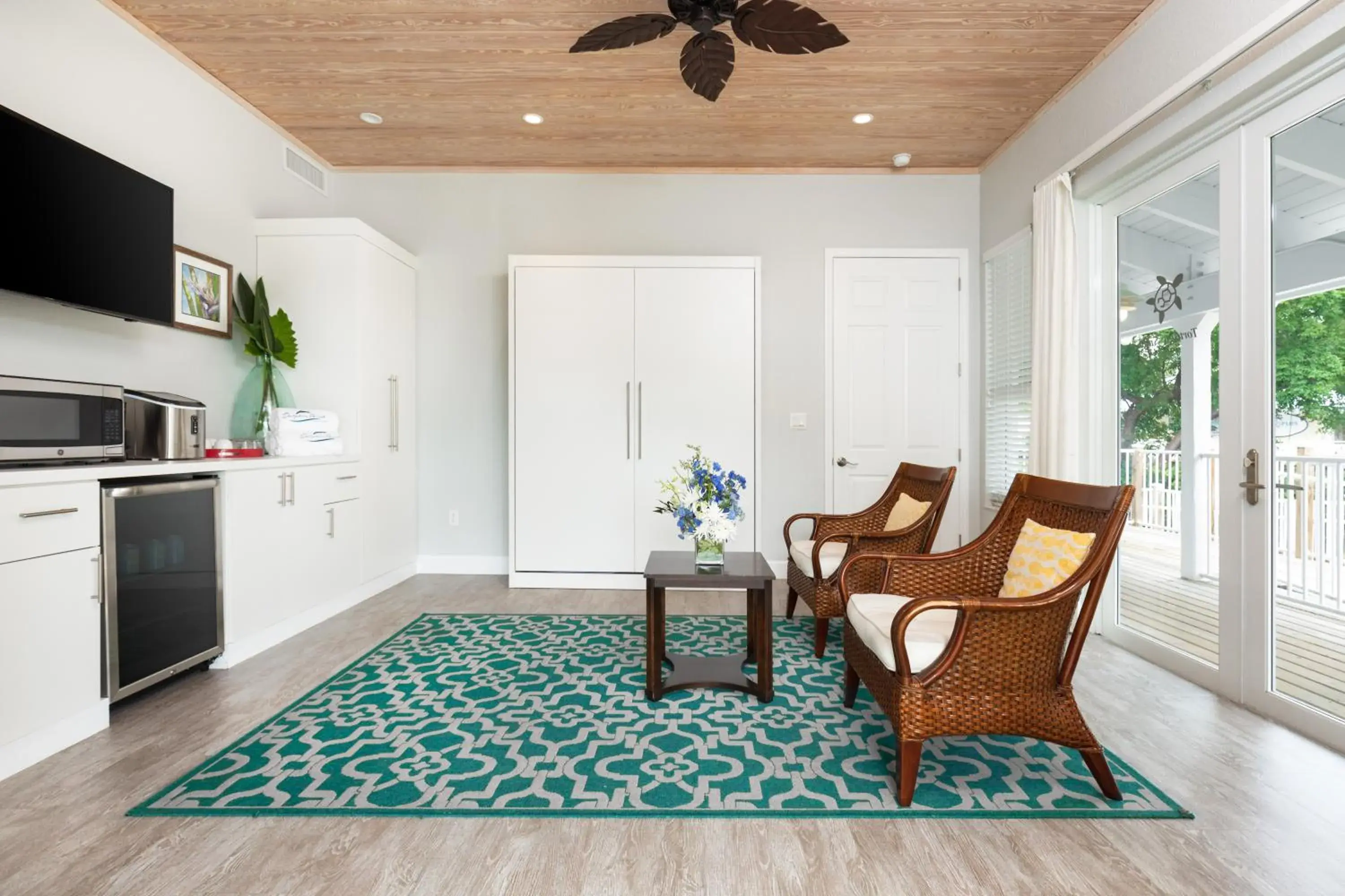 Two-Bedroom Villa in Dolphin Point Villas Two-Bedroom Villa in Dolphin Point Villas