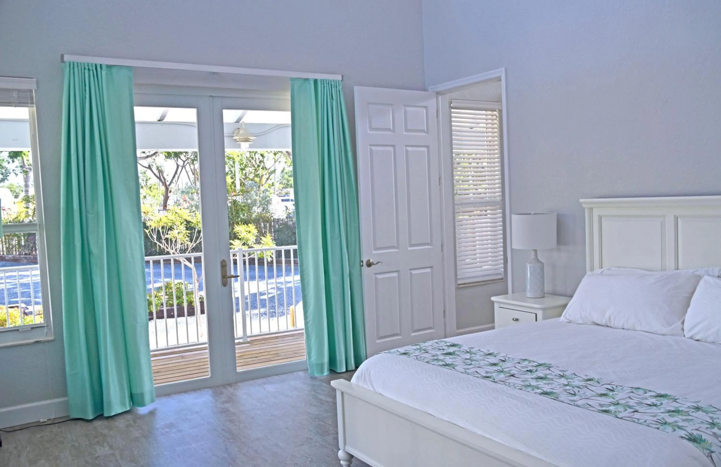 Bedroom, Bed in Dolphin Point Villas
