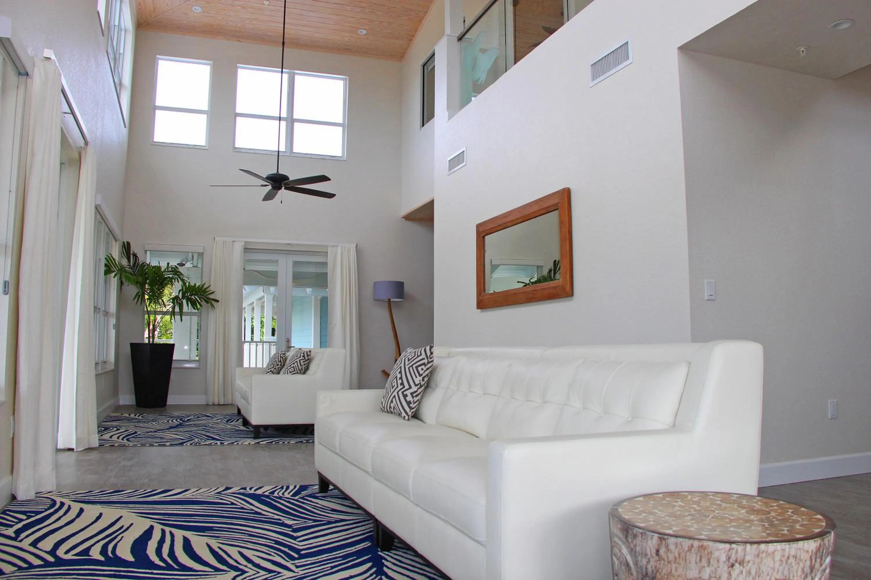 Living room in Dolphin Point Villas
