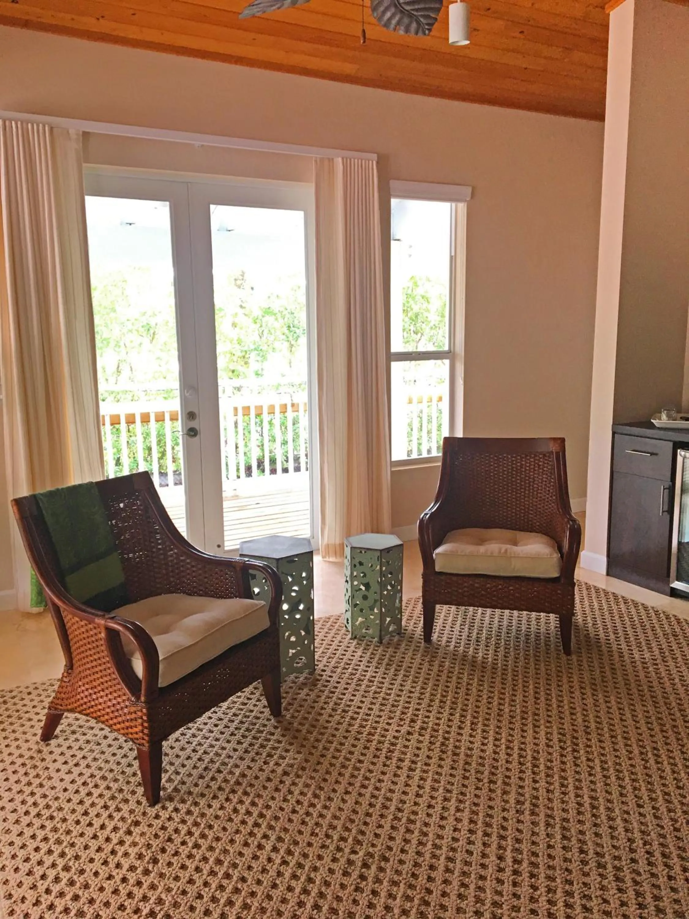 Seating area in Dolphin Point Villas