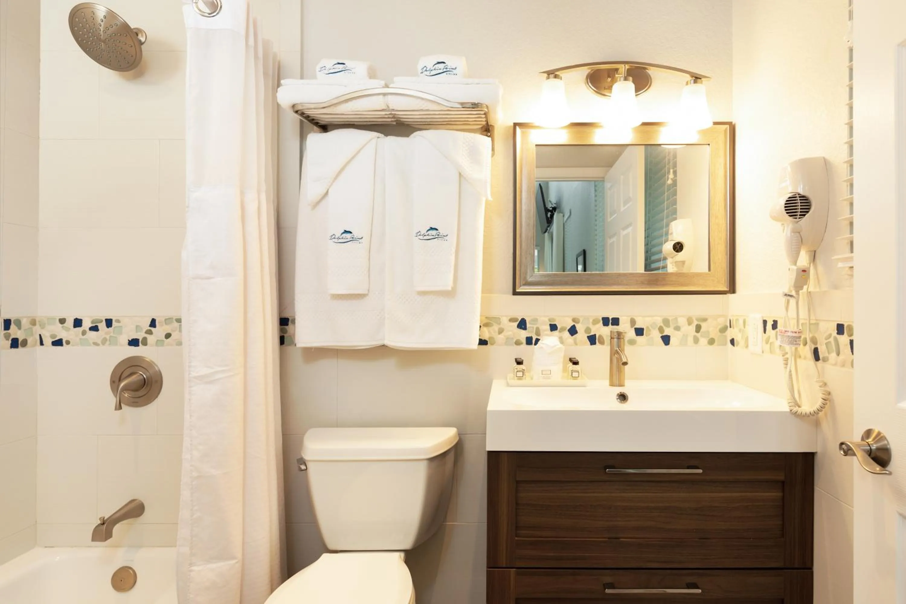 Dolphin Point Villas