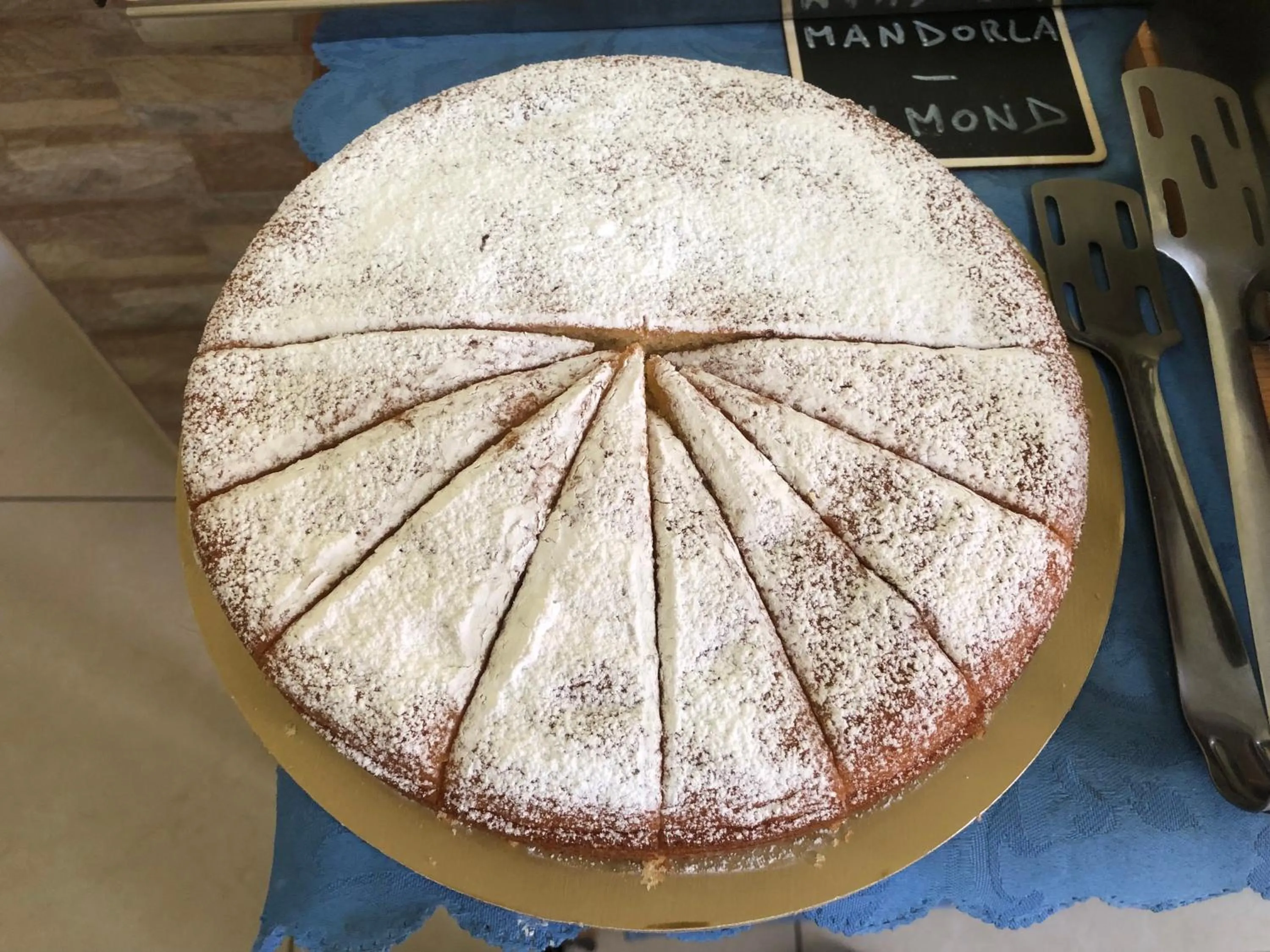 Breakfast in B&B Quattro Palazzi Napoli Centro