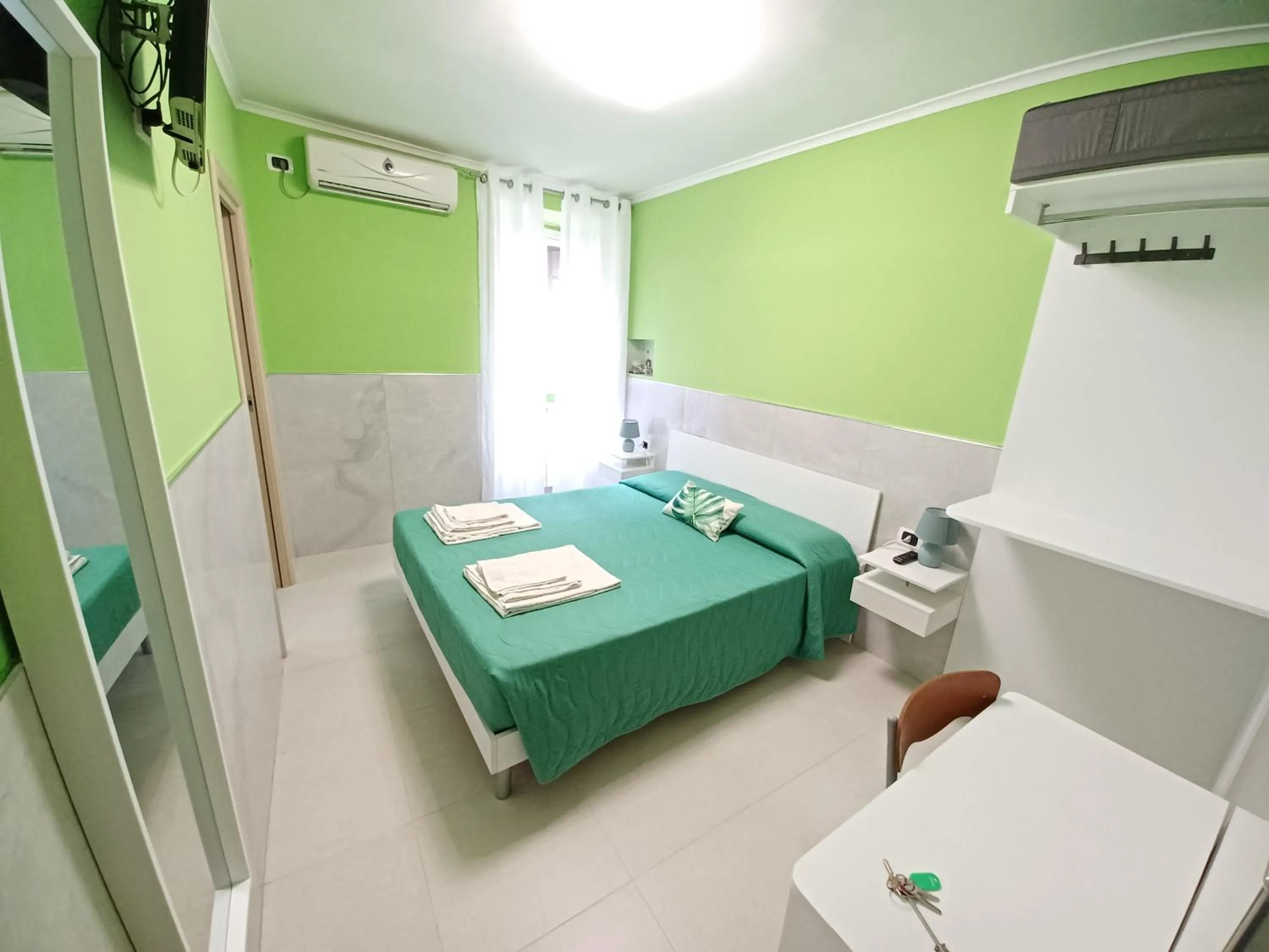 Bedroom, Bed in B&B Quattro Palazzi Napoli Centro