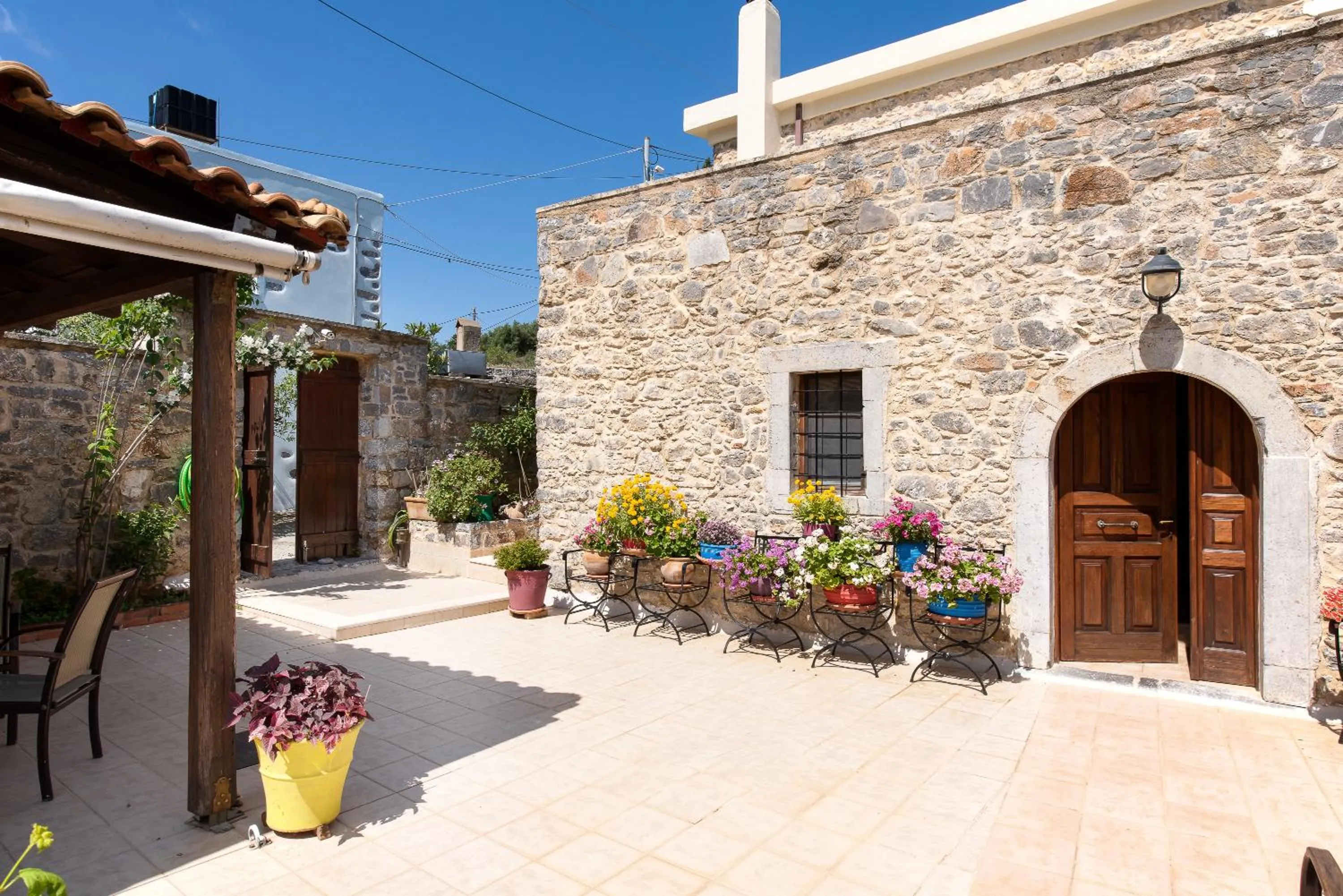 Garden in Metohi Nature Living