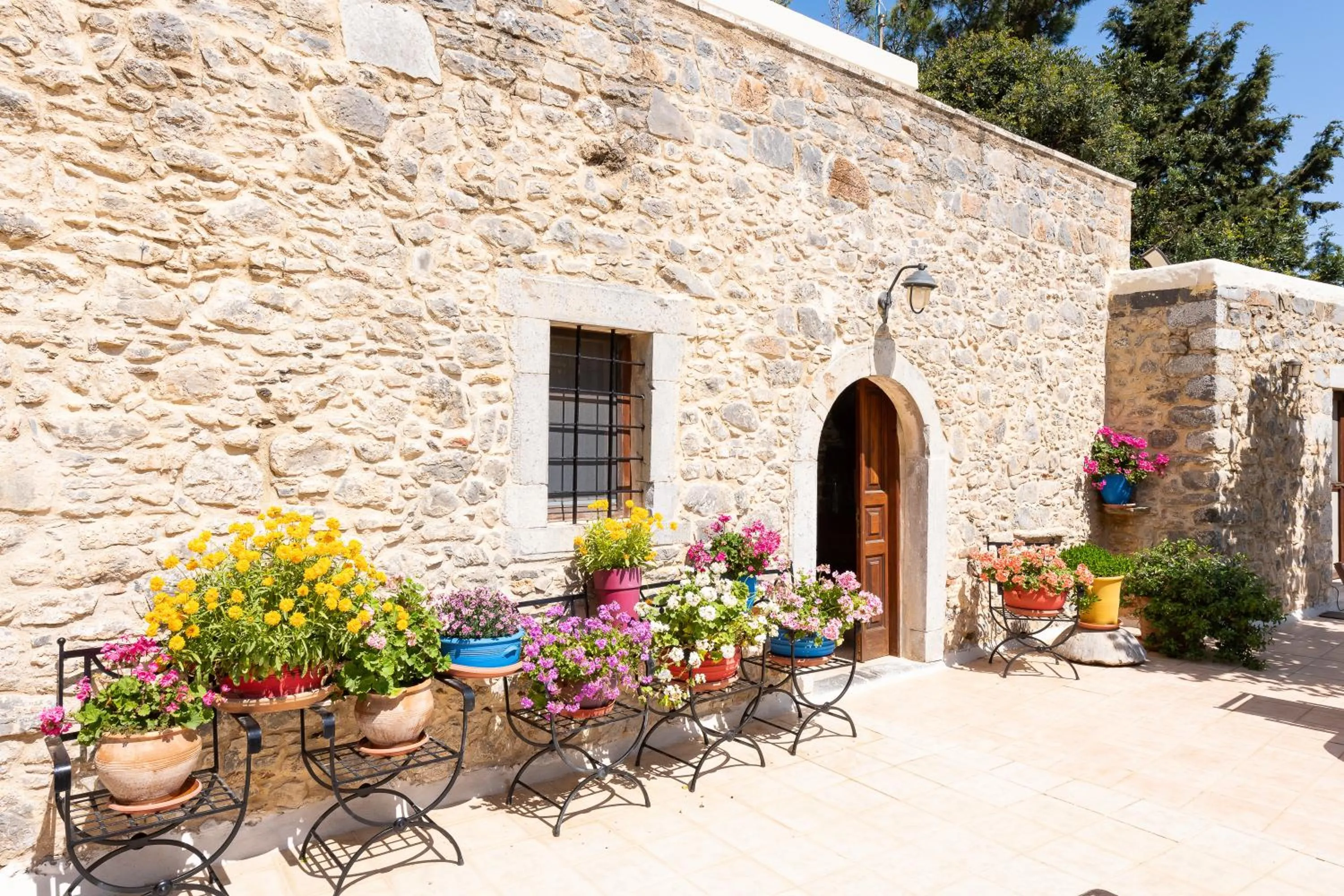 Property building in Metohi Nature Living