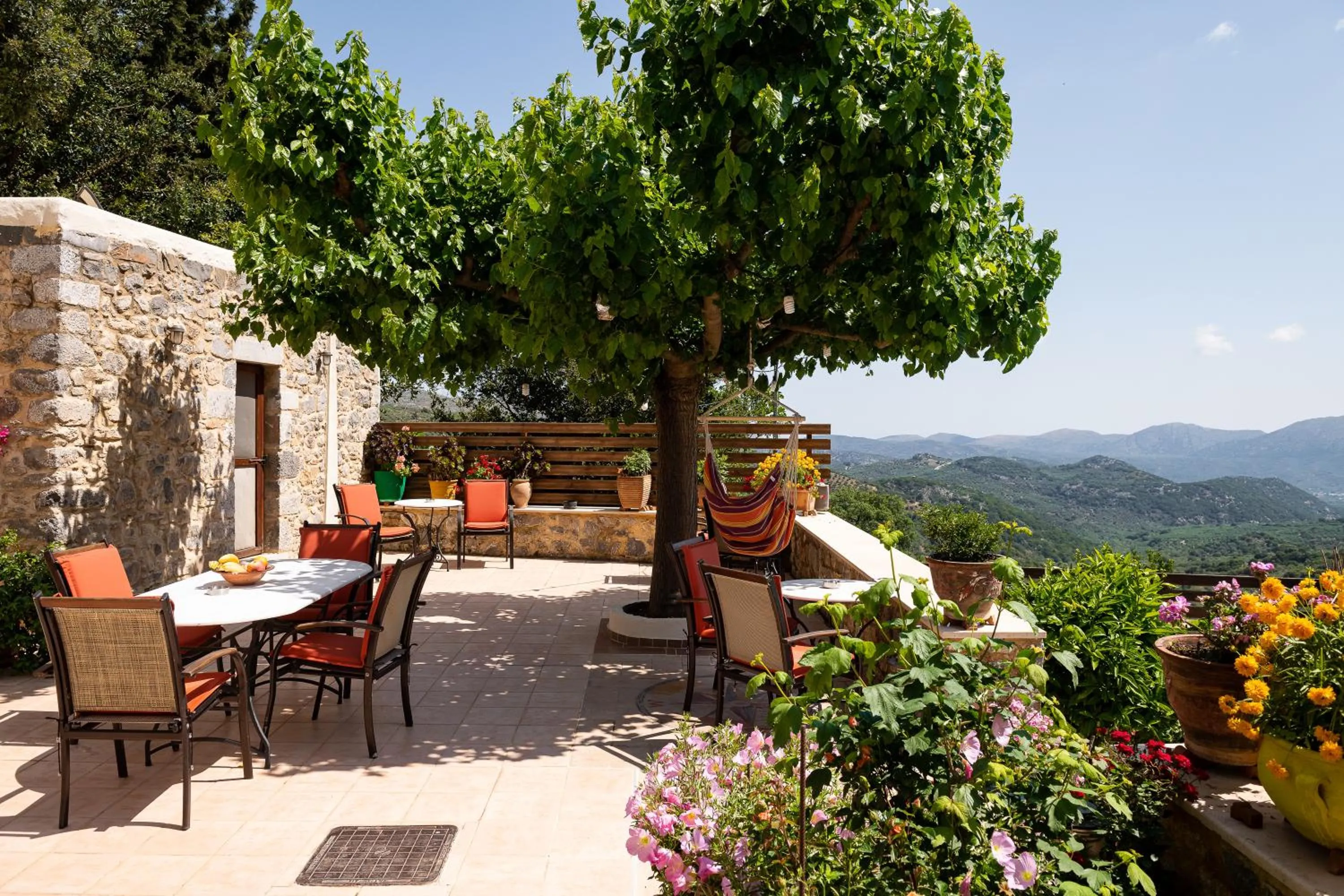 Garden in Metohi Nature Living