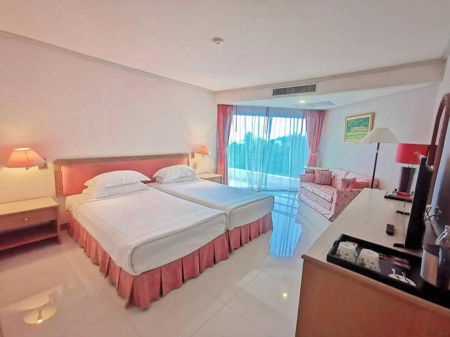 Bed in Khanom Golden Beach Hotel