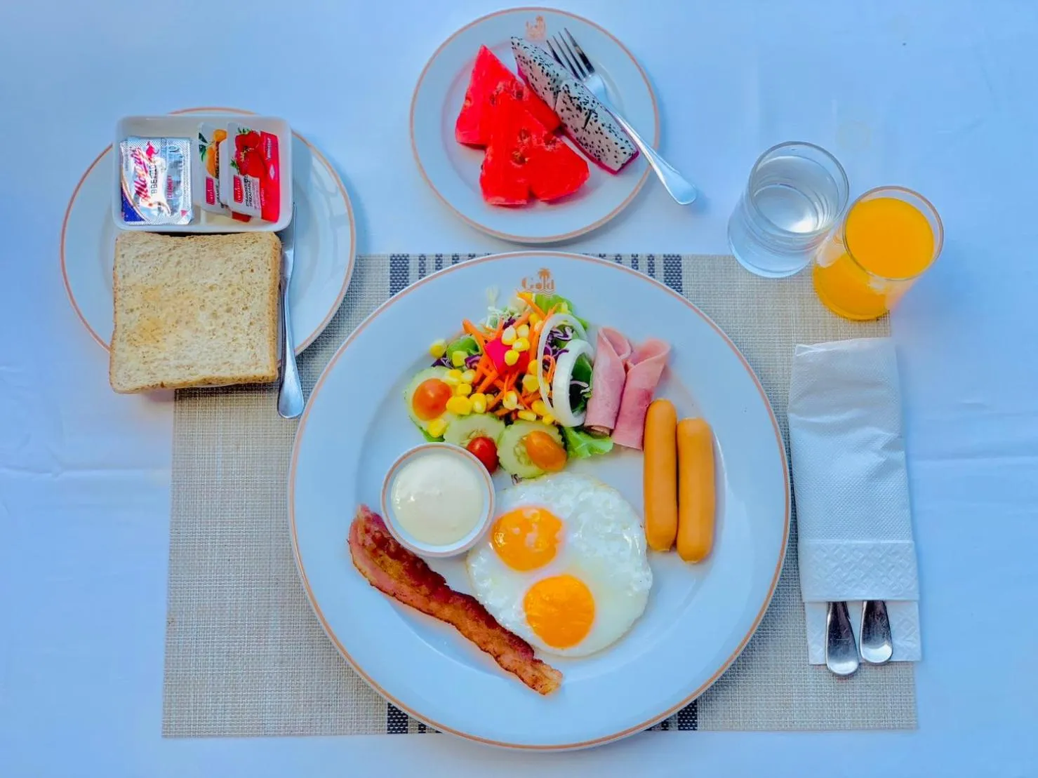 Food in Khanom Golden Beach Hotel