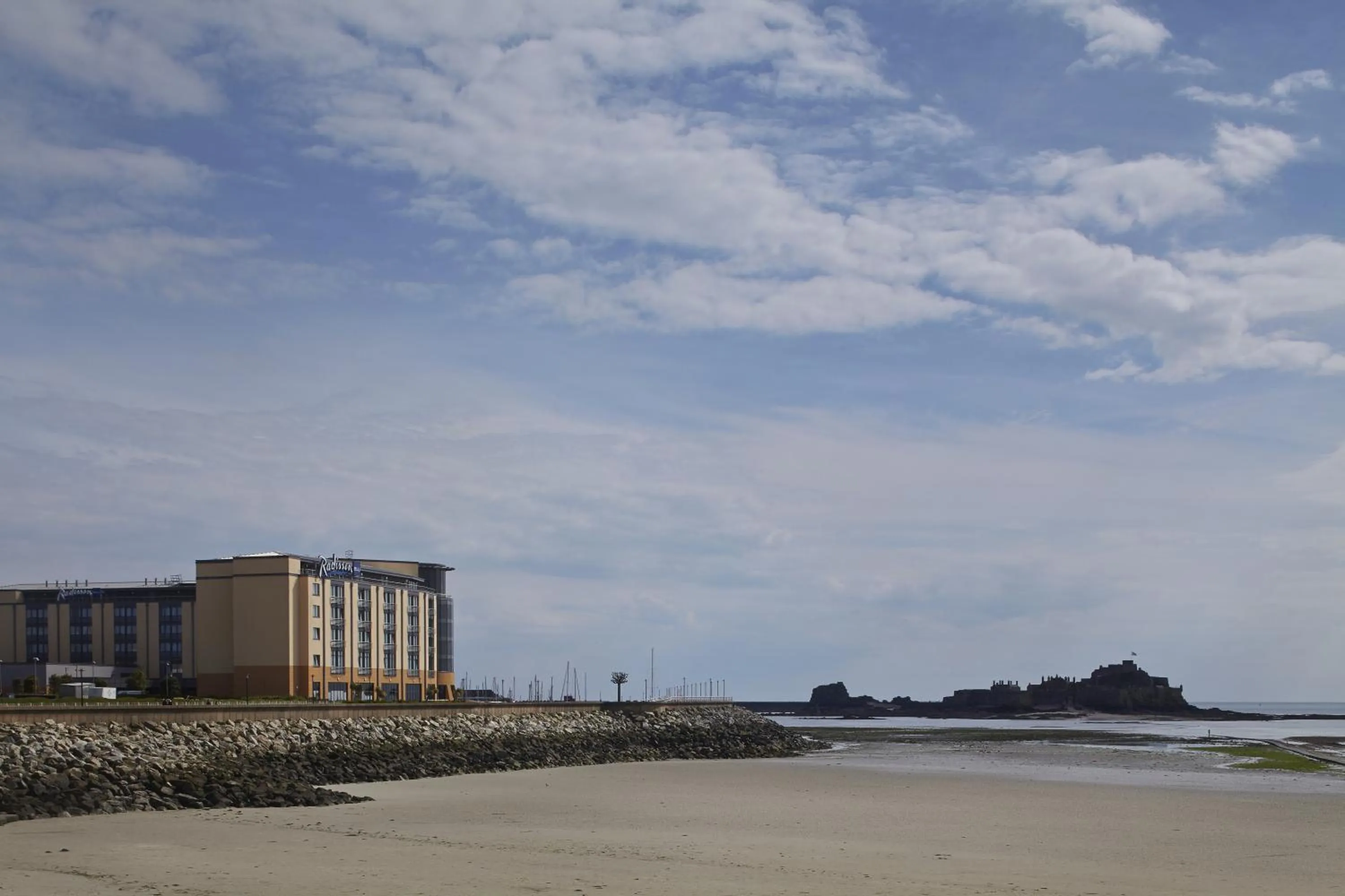 Natural landscape in Radisson Blu Waterfront Hotel, Jersey