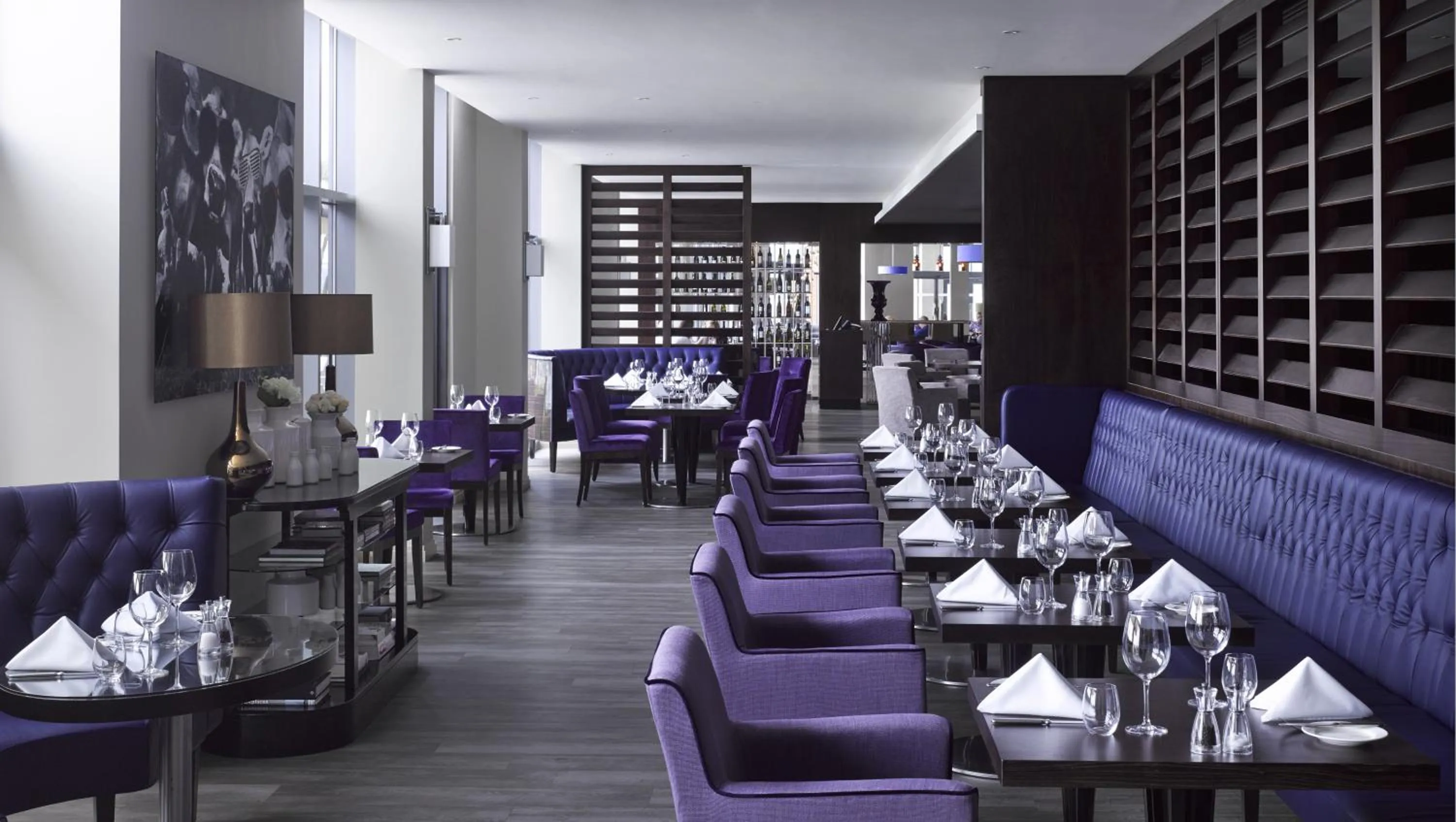 Restaurant/places to eat in Radisson Blu Waterfront Hotel, Jersey