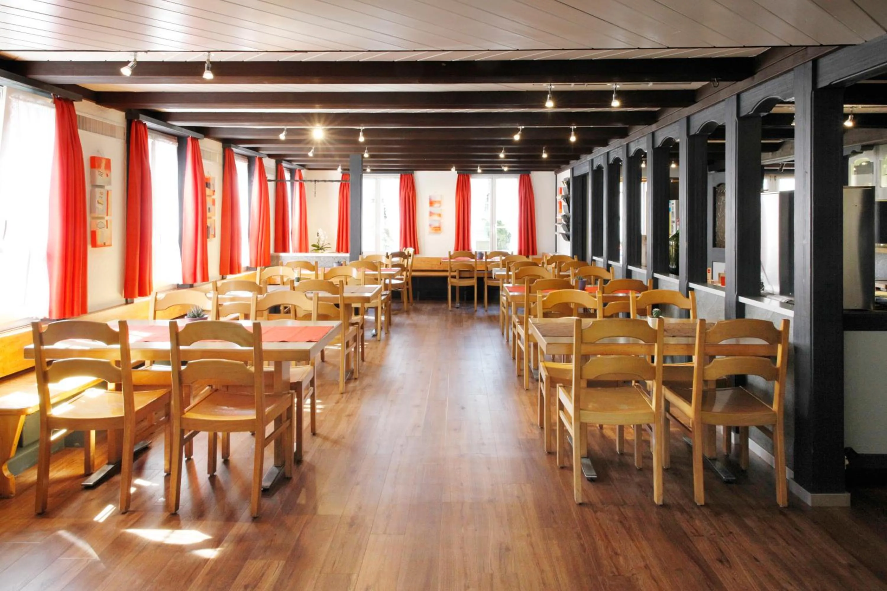 Restaurant/places to eat in Hotel Krone