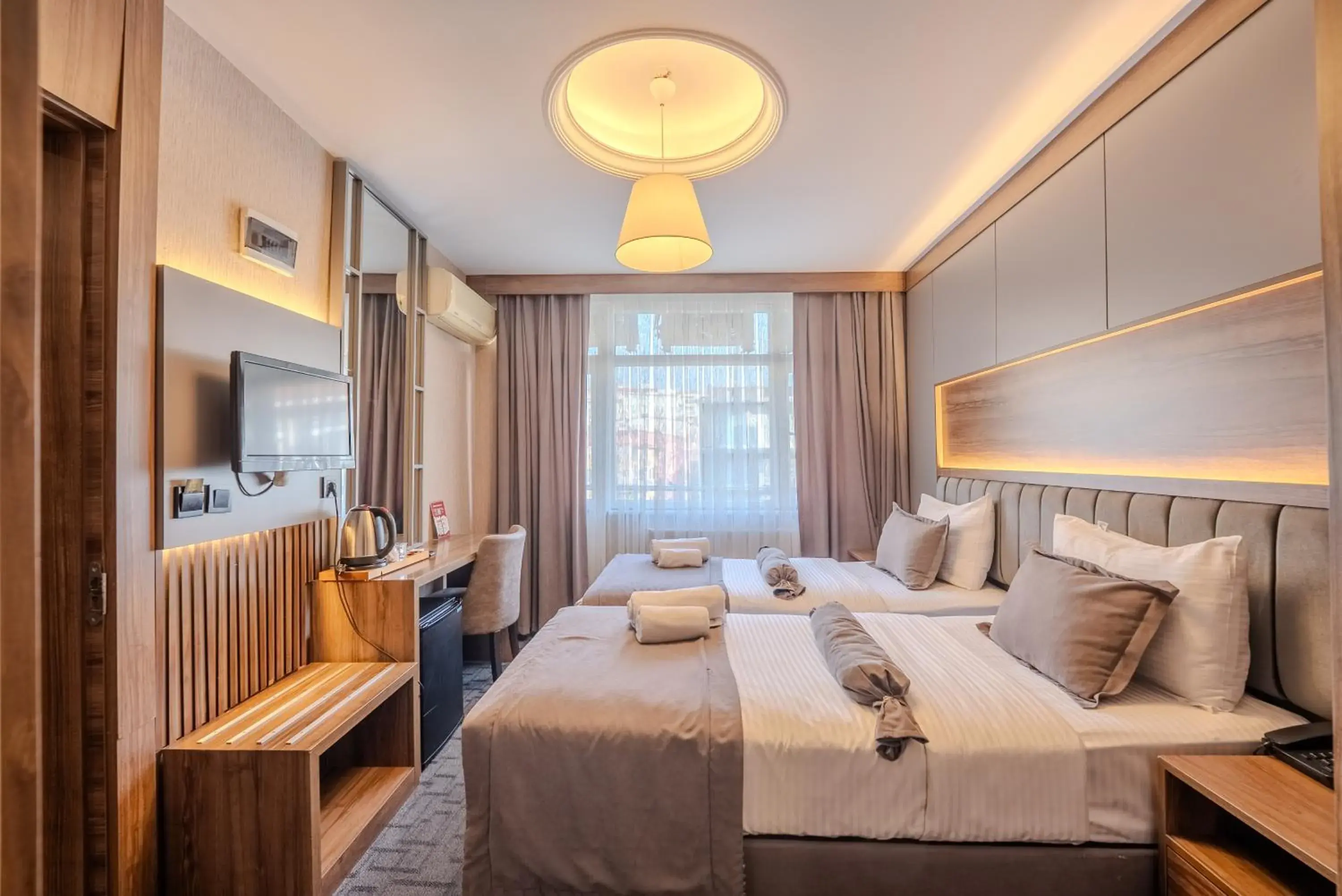 Twin Room in Best House Hotel OLD TOWN Twin Room in Best House Hotel OLD TOWN