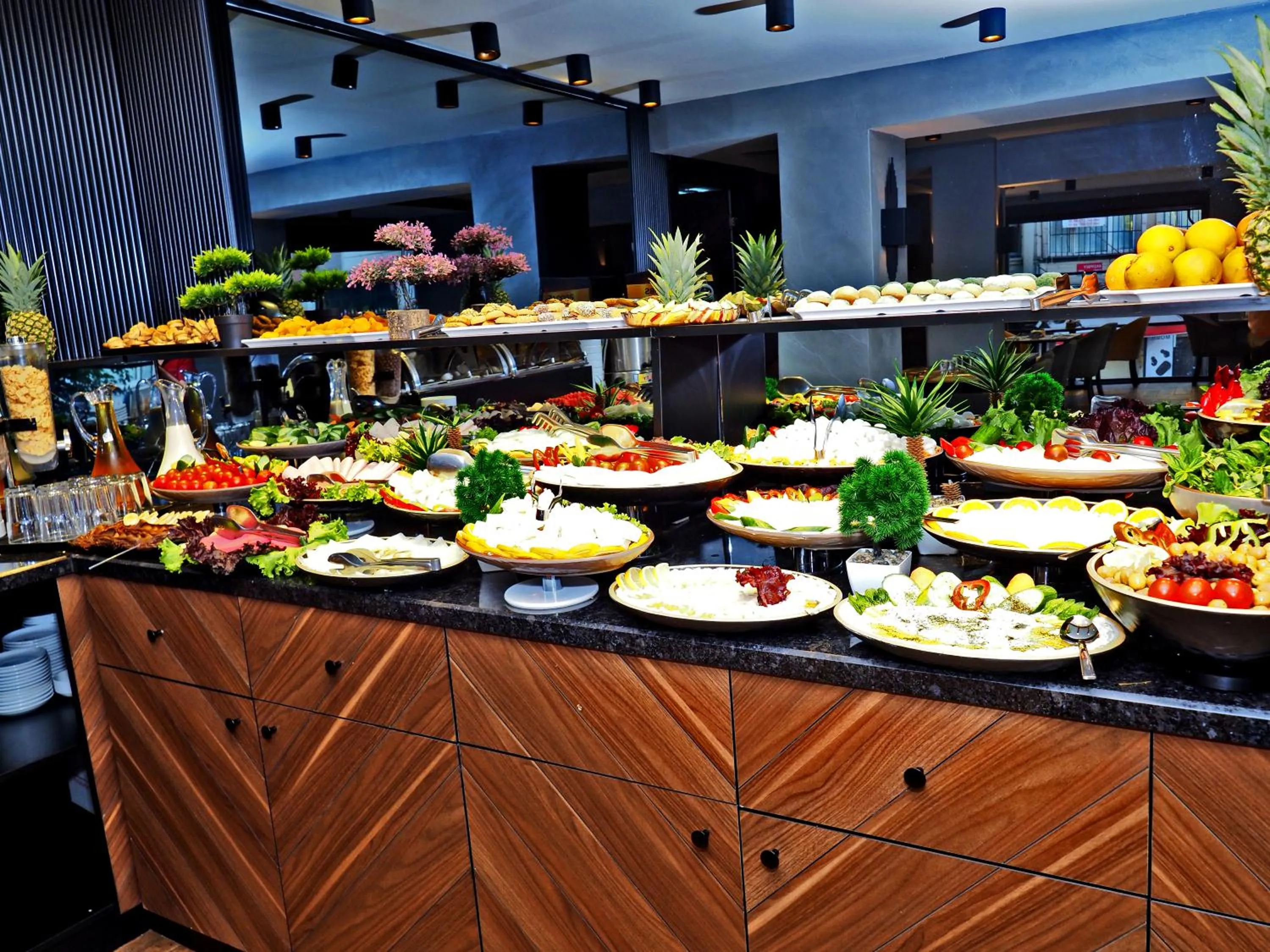 Food and drinks in Best House Hotel OLD TOWN